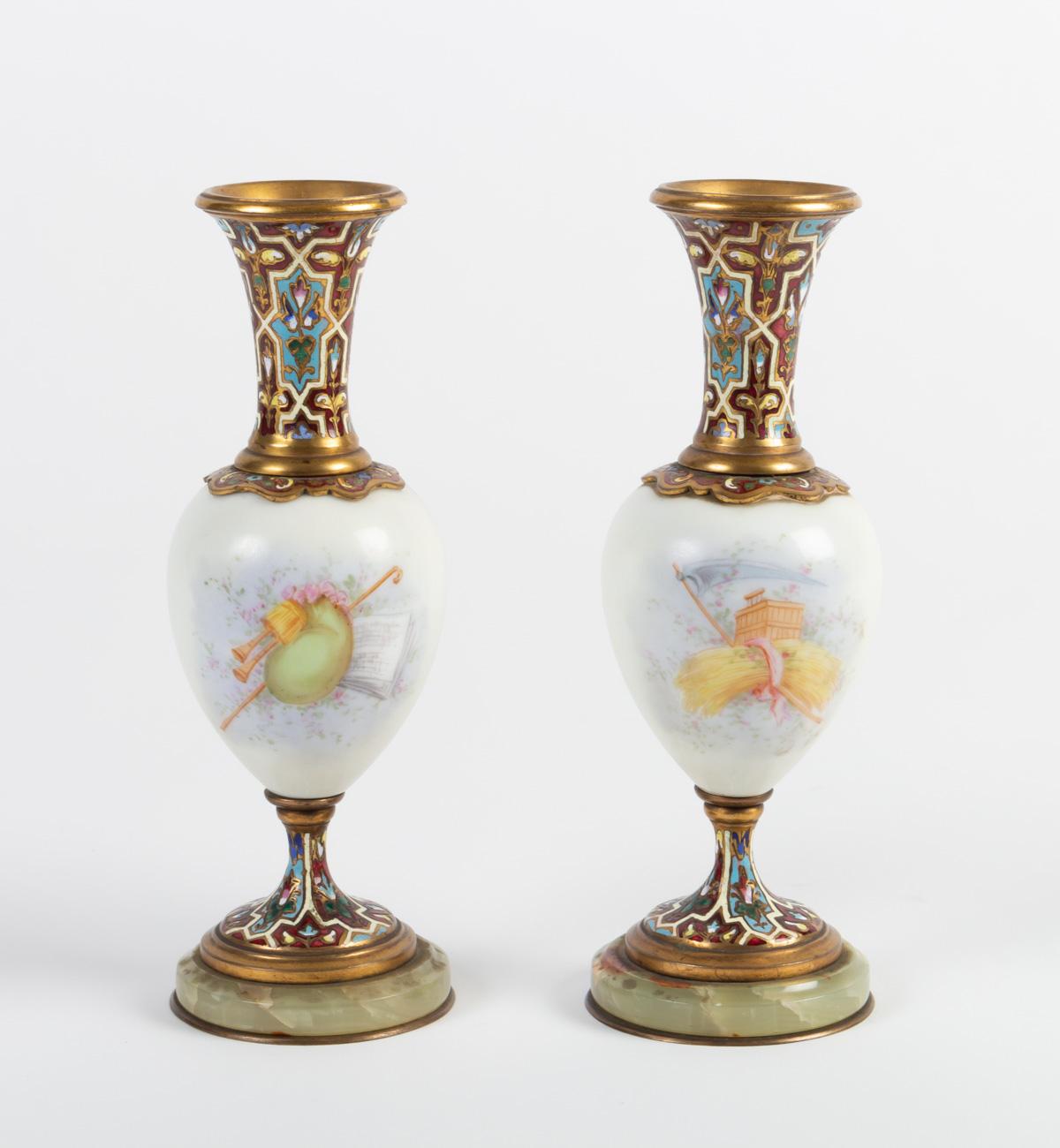 French Pair of Small Vases in Sèvres Porcelain, 19th Century