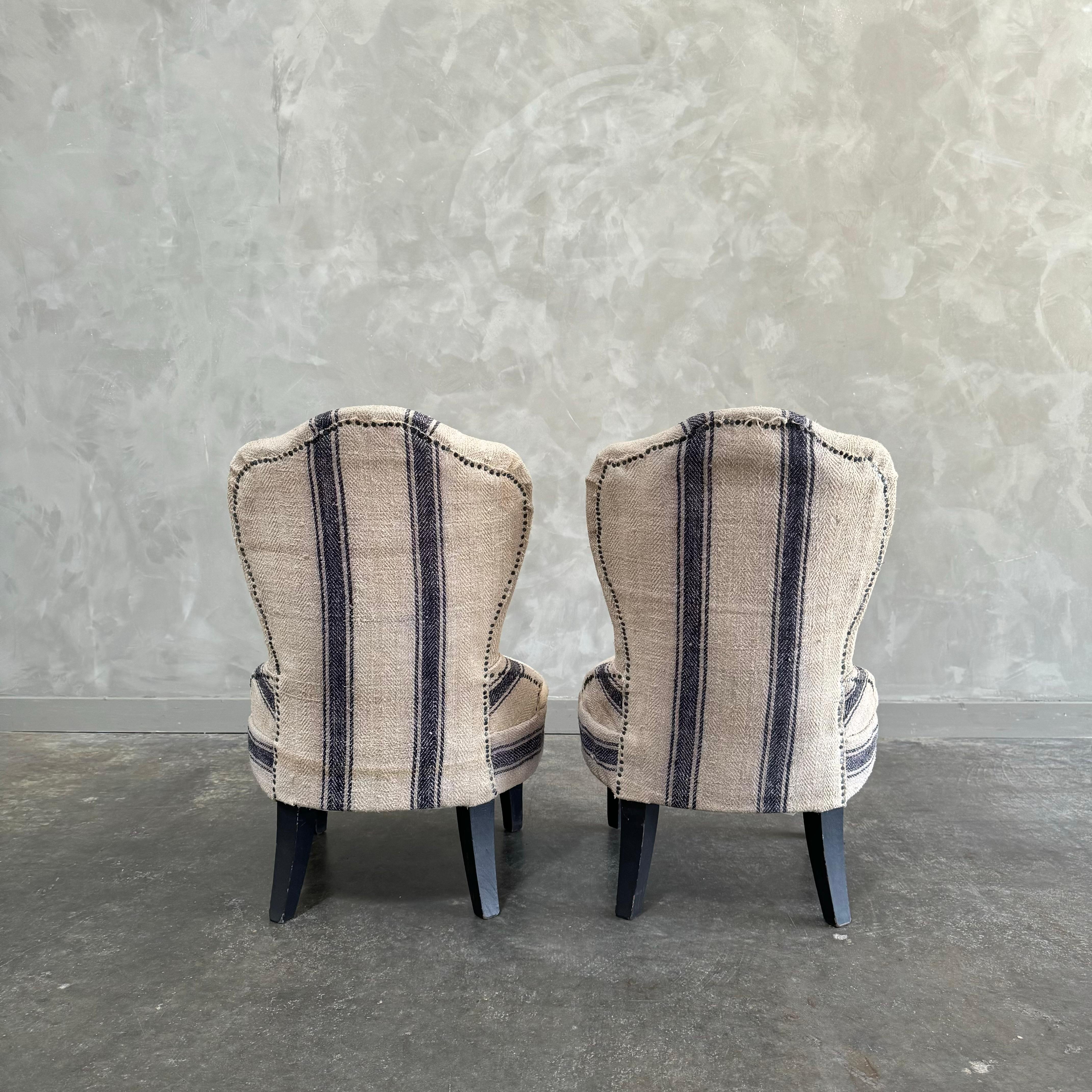 20th Century Pair of small vintage chairs For Sale
