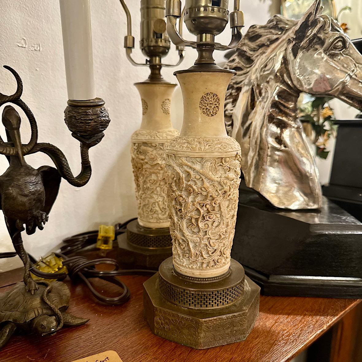 Coppia di piccole lampade vintage In condizioni buone in vendita a New York, NY