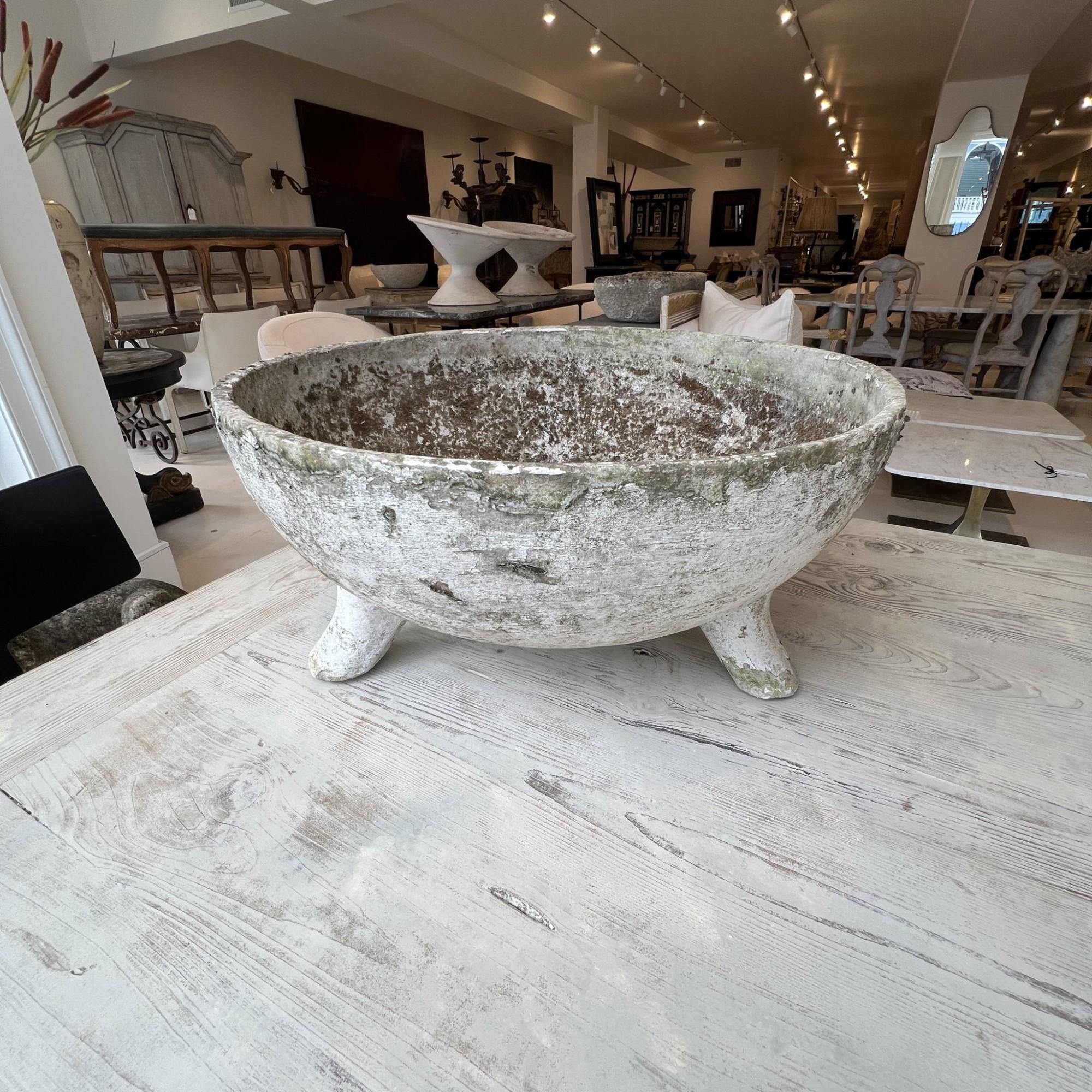 Pair of Small Willy Guhl Planters 1