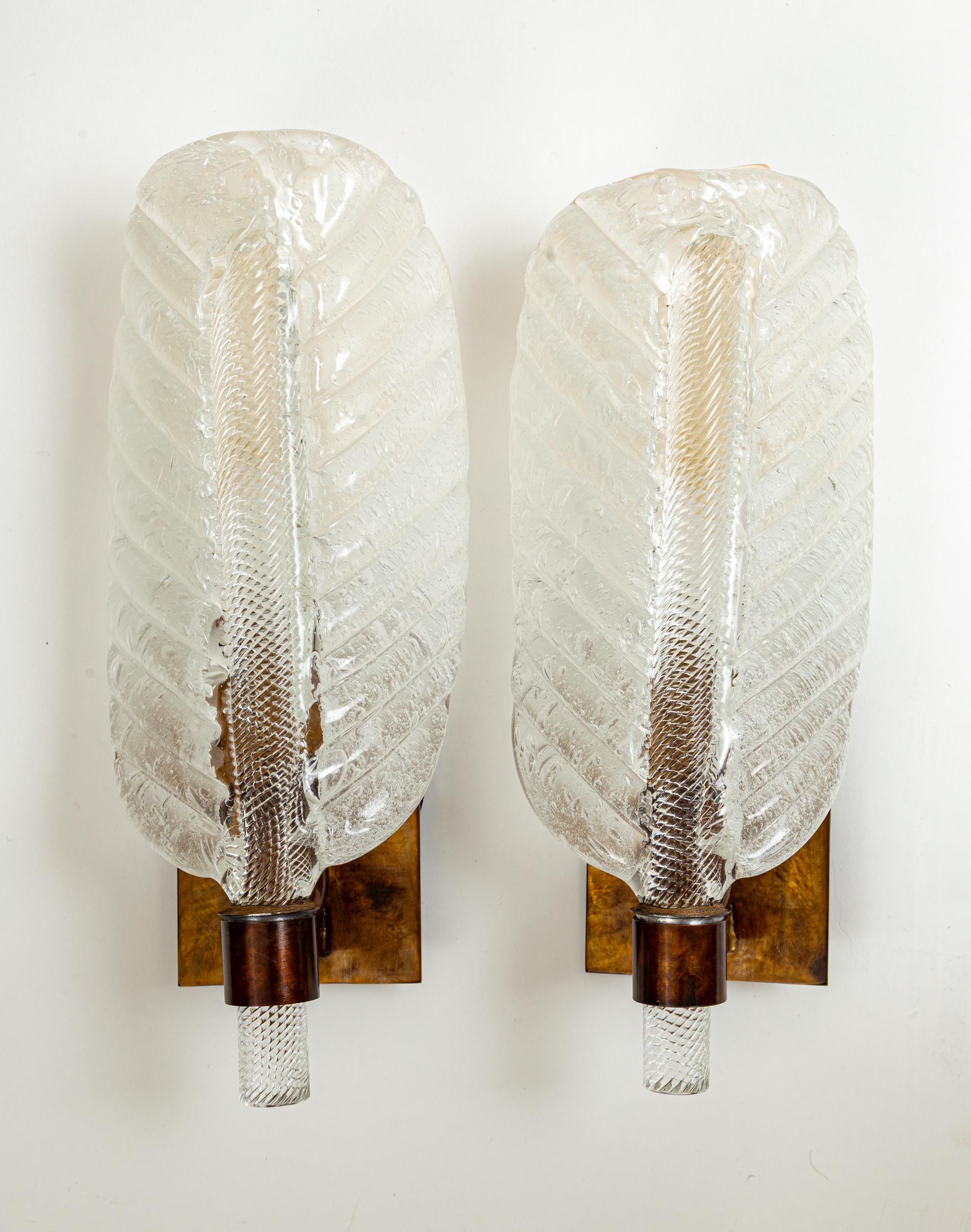 Coppia di piccole luci da parete in foglia soffiata di Murano, certificate UL In condizioni ottime in vendita a Westport, CT