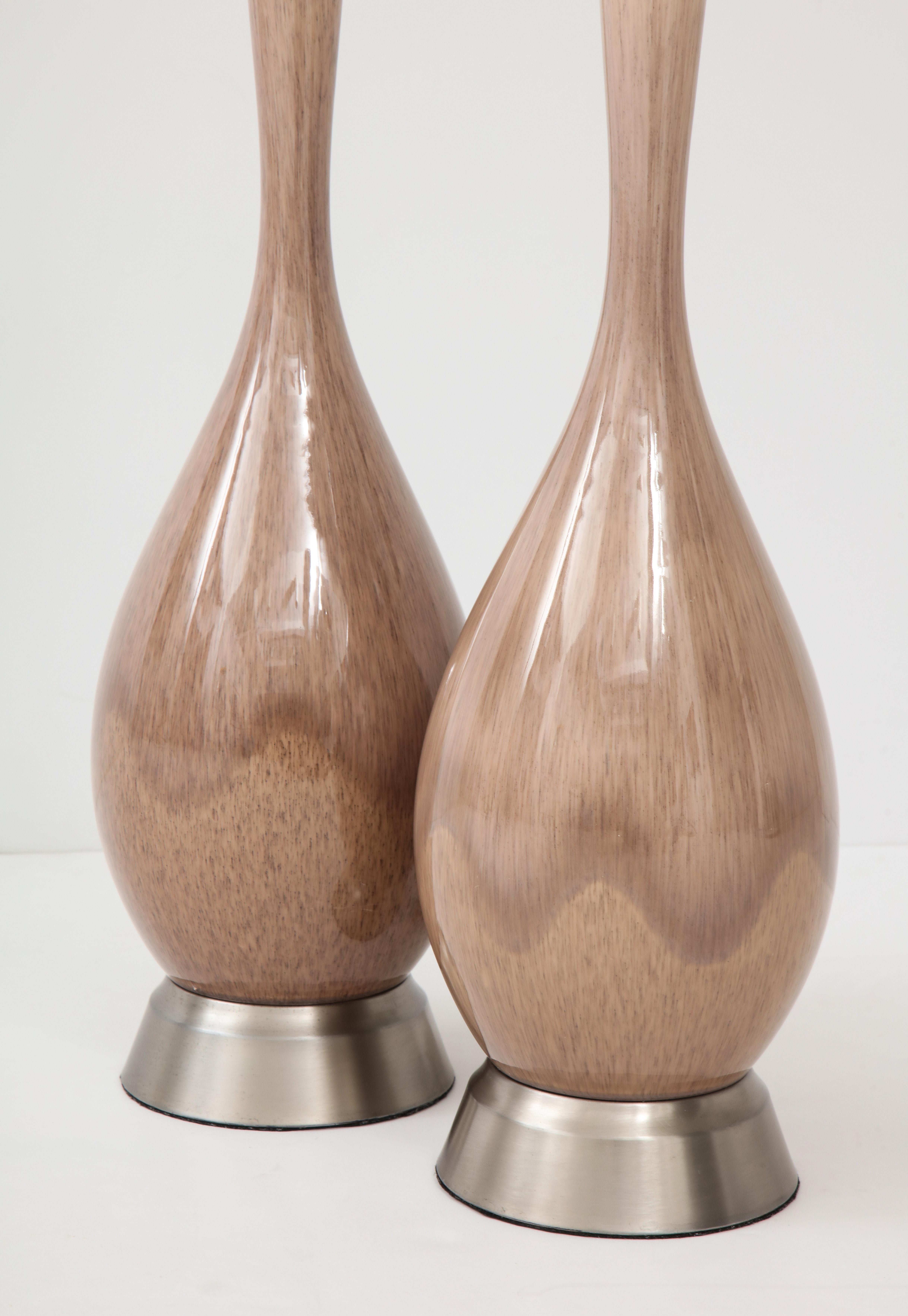 20th Century Pair of Smoked Amethyst Ombre Glazed Lamps For Sale