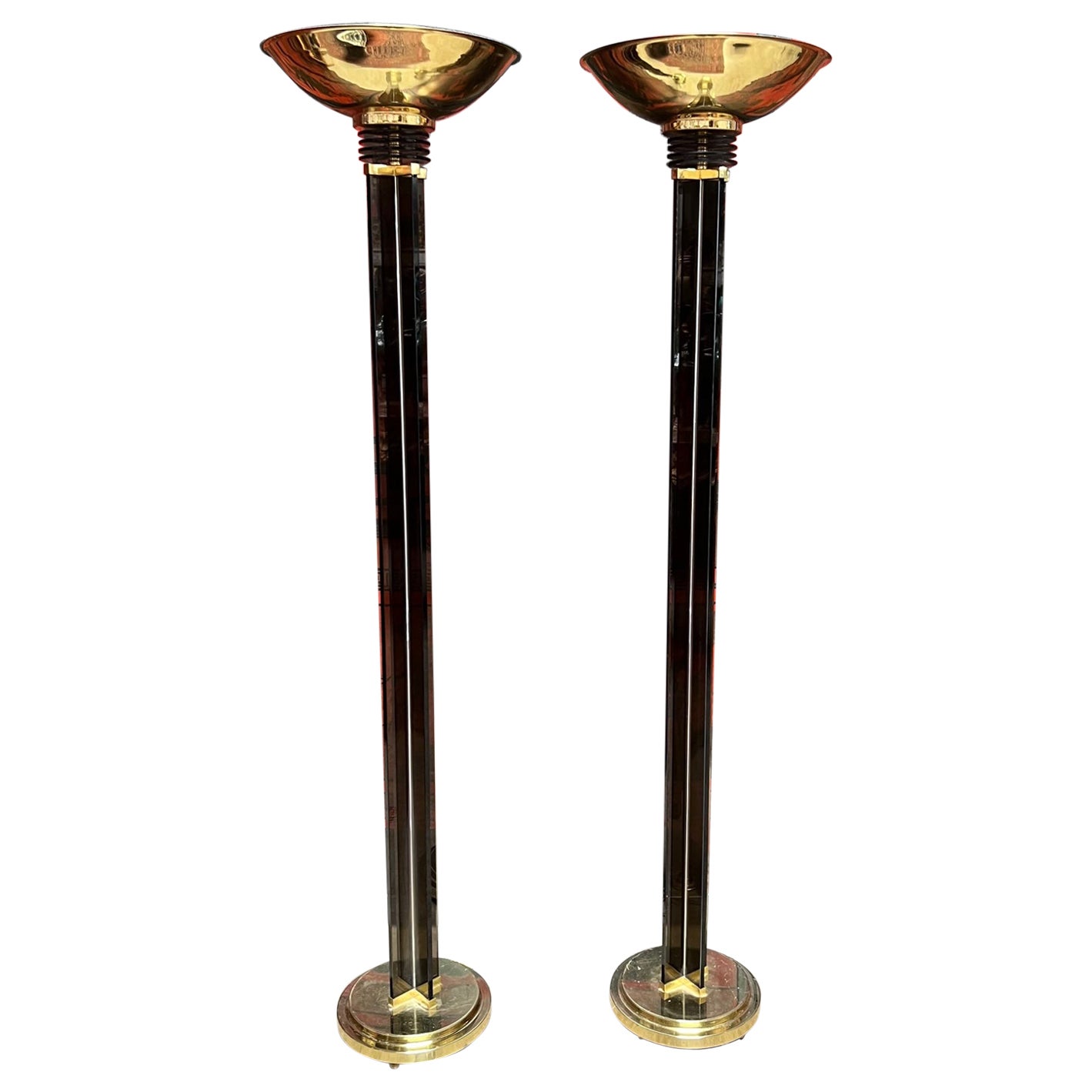 Coppia di lampade da terra in vetro fumé e ottone in stile Art Déco