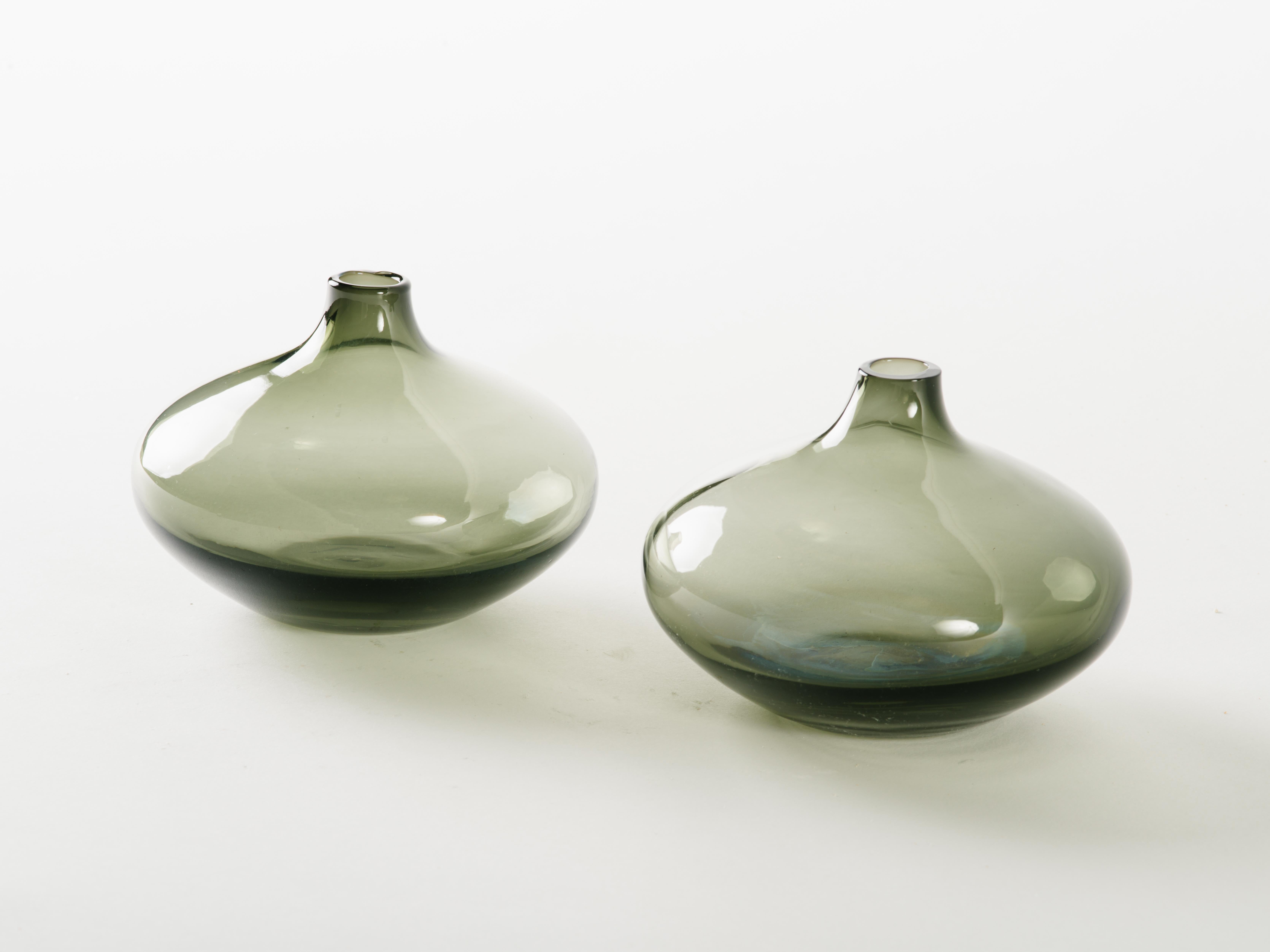 Pair of Smoked Glass Teardrop Bud Vases In Excellent Condition In Fort Lauderdale, FL