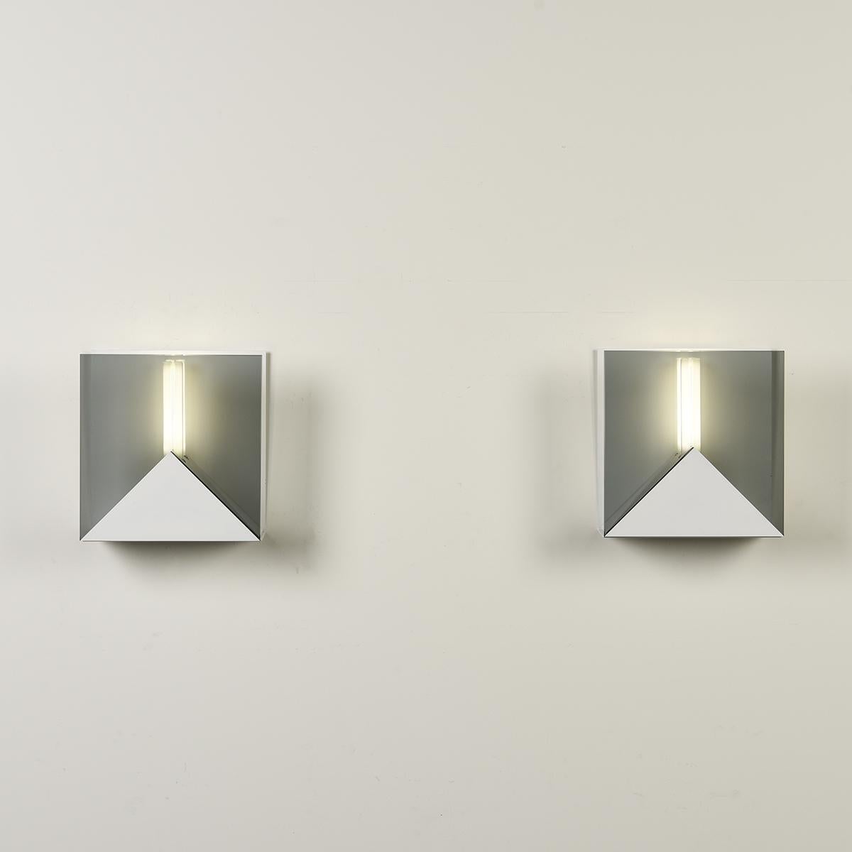 Post-Modern Pair of Smoked glass wall lamps 20620, Verre Lumière ed., circa 1975 For Sale