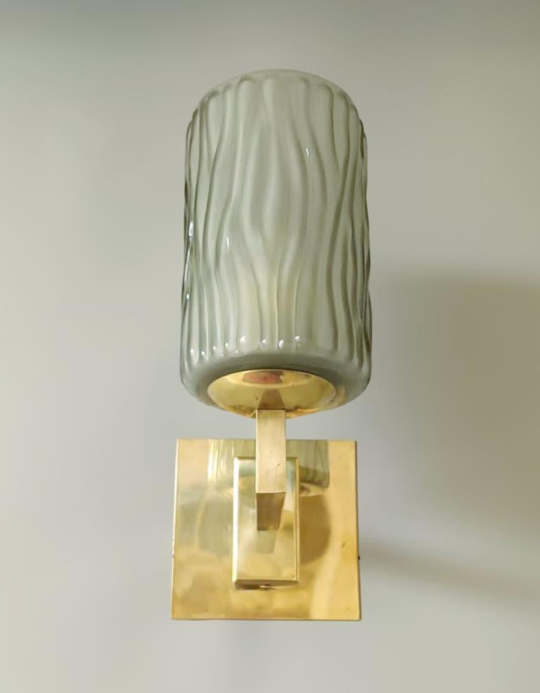 Pair of Smoky Textured Sconces by Barovier e Toso In Good Condition For Sale In Los Angeles, CA