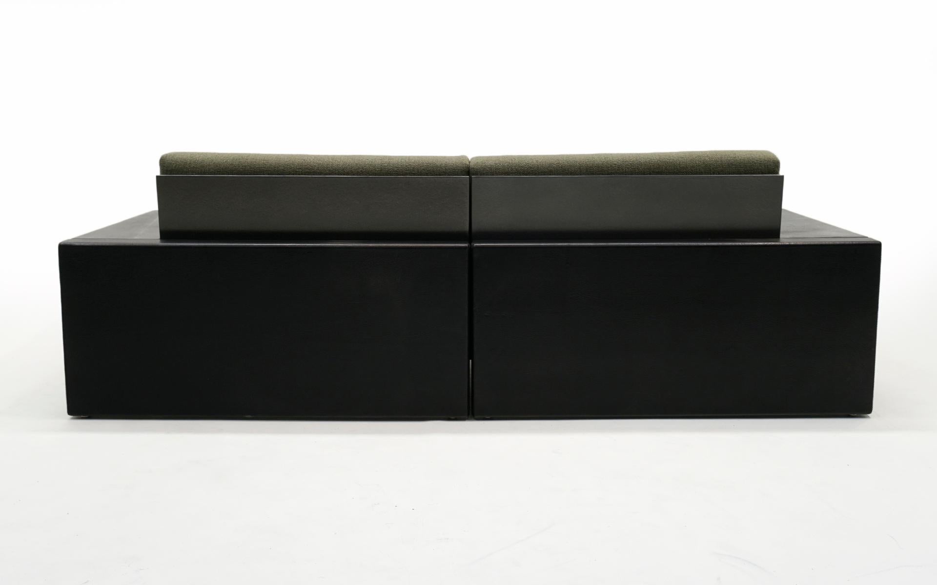 Pair of Sofas by Giovanni Offredi for Saporiti, Italy, 1970s.  Ready to Use. For Sale 1