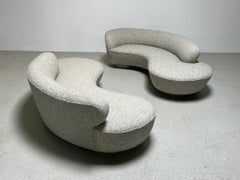 Ein Paar Sofas von Vladimir Kagan für Directional
