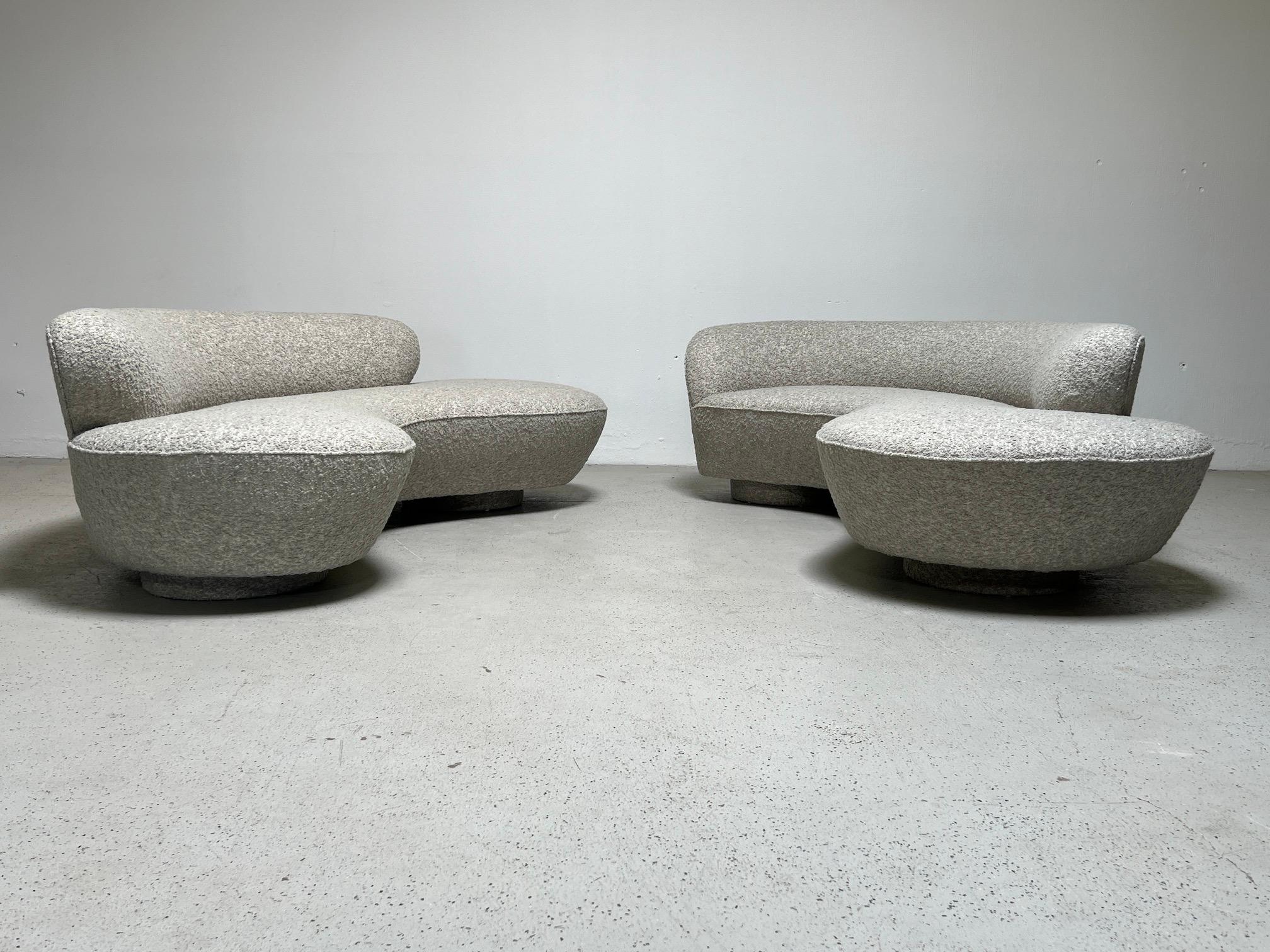 Late 20th Century Pair of Sofas by Vladimir Kagan for Directional