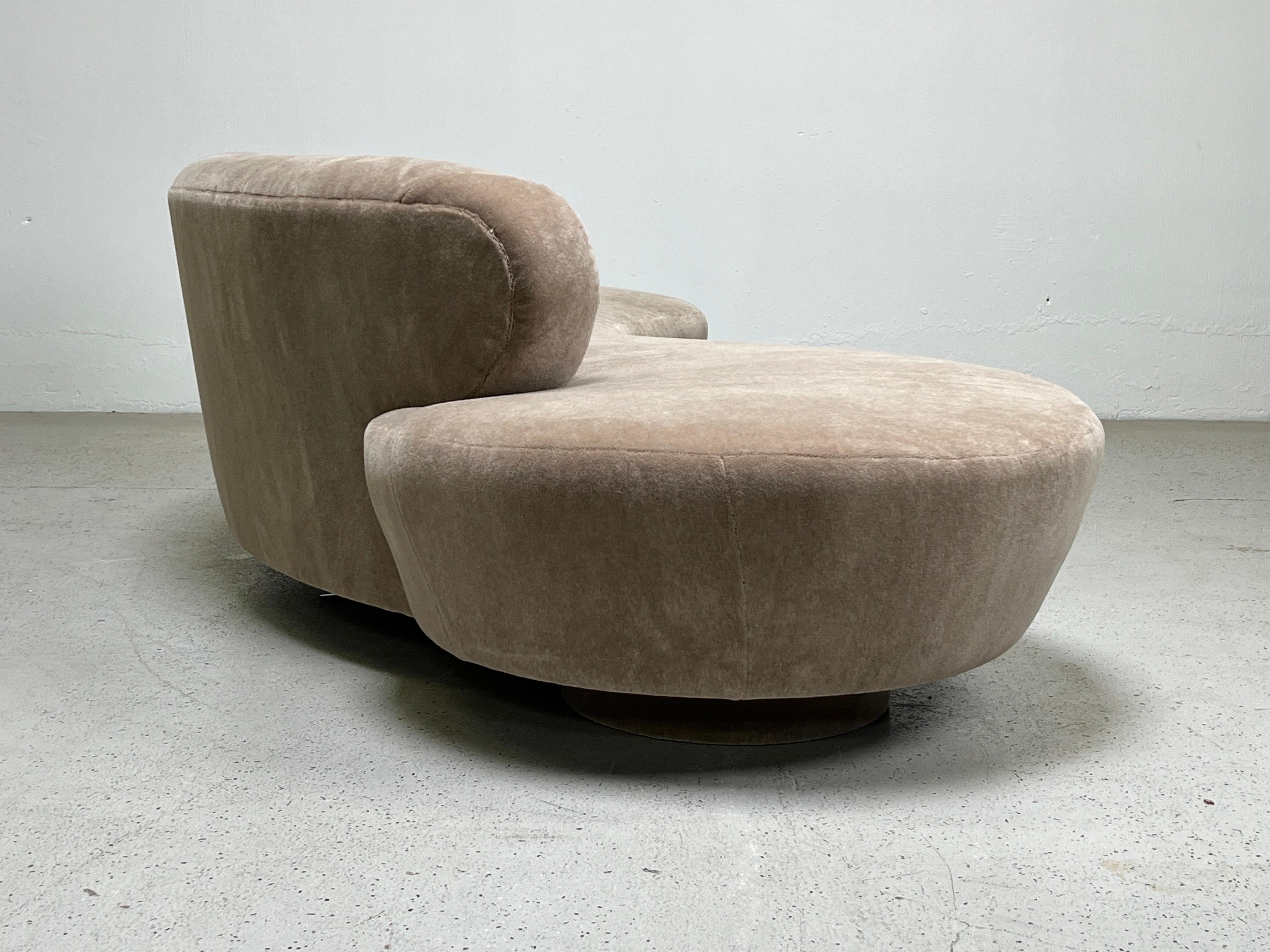 Pair of Sofas by Vladimir Kagan for Directional 3