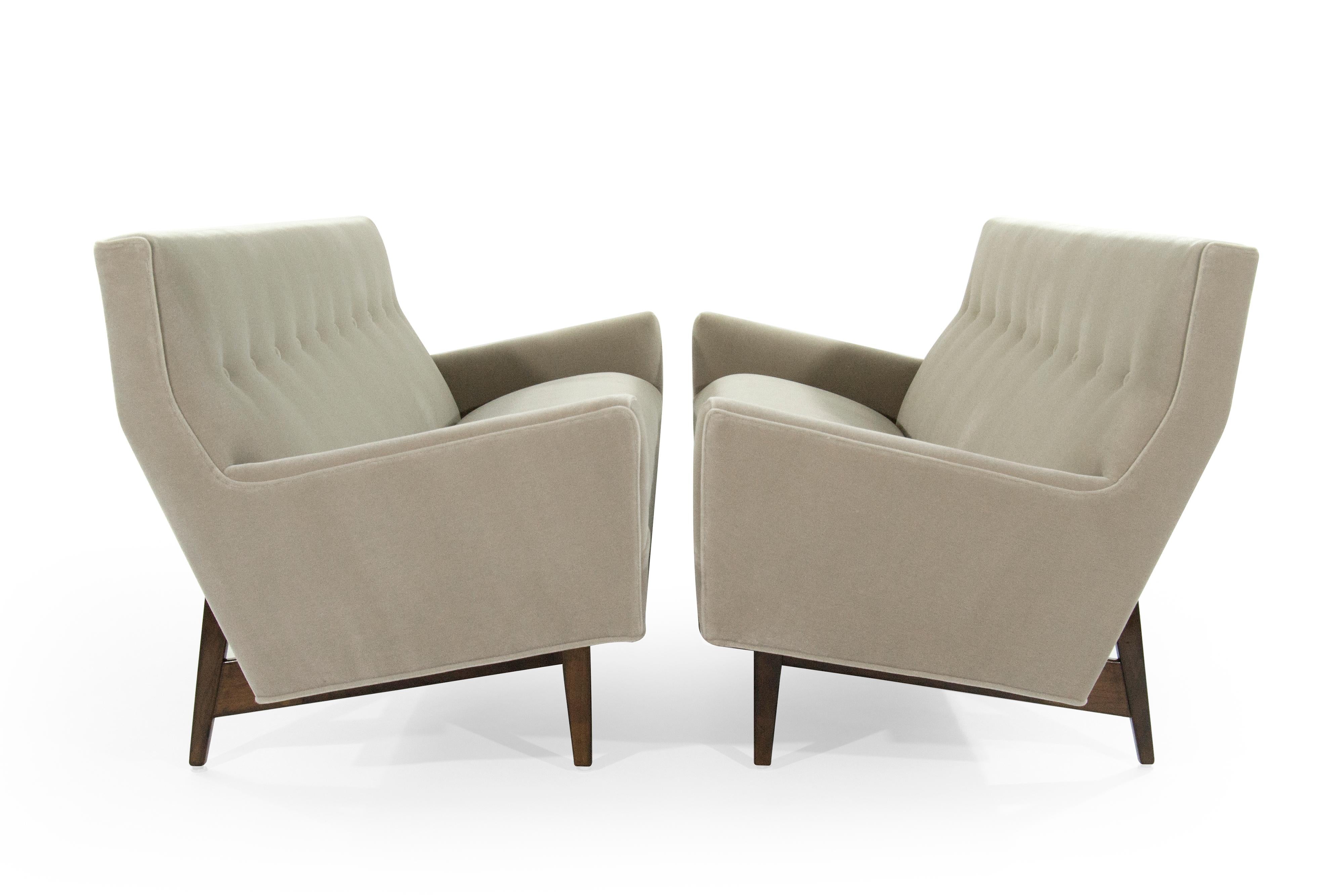 American Pair of Sofas in Natural Mohair by Jens Risom