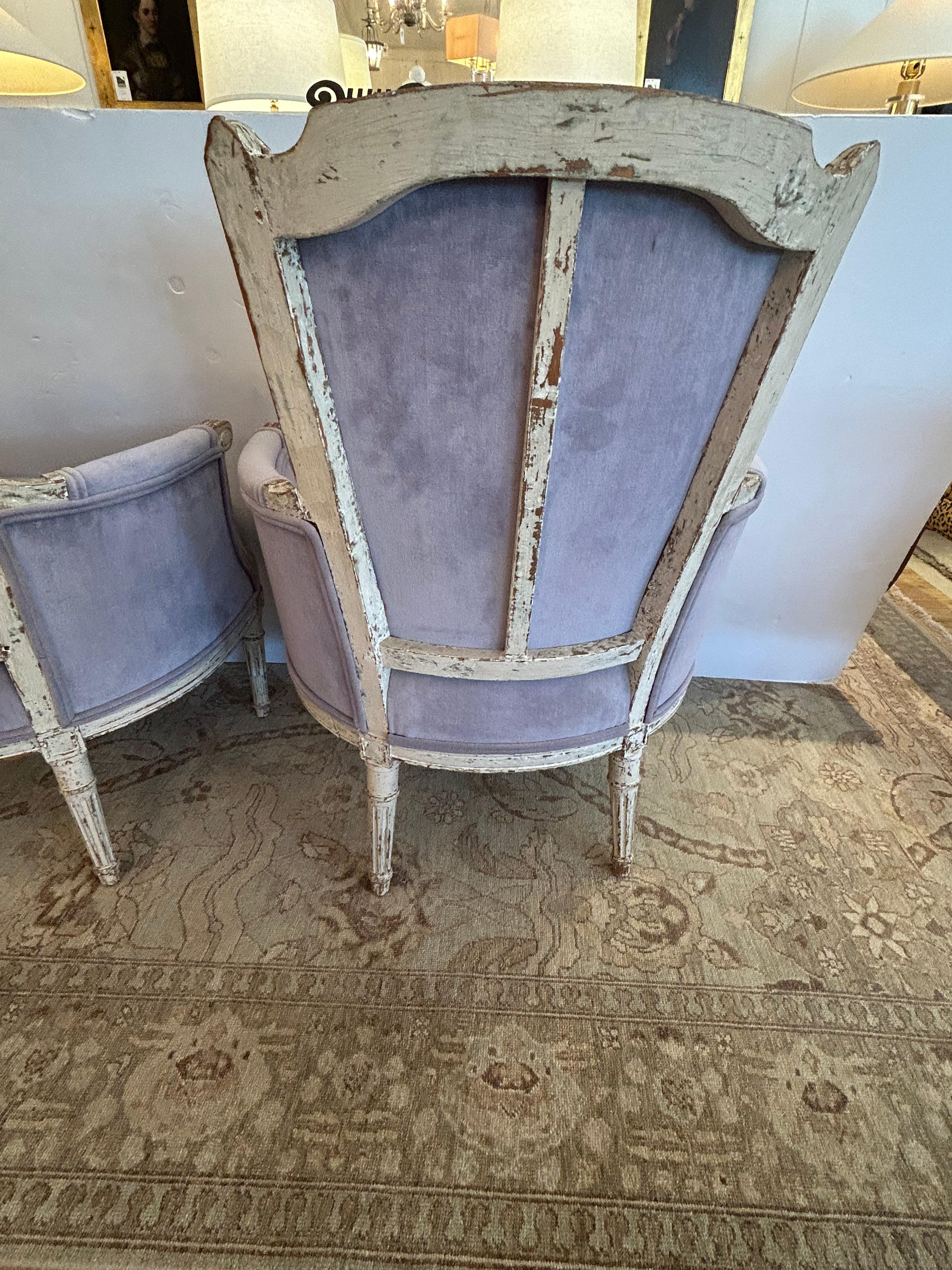 Pair of Soft Periwinkle Velvet French Painted Bergere Chairs For Sale 9