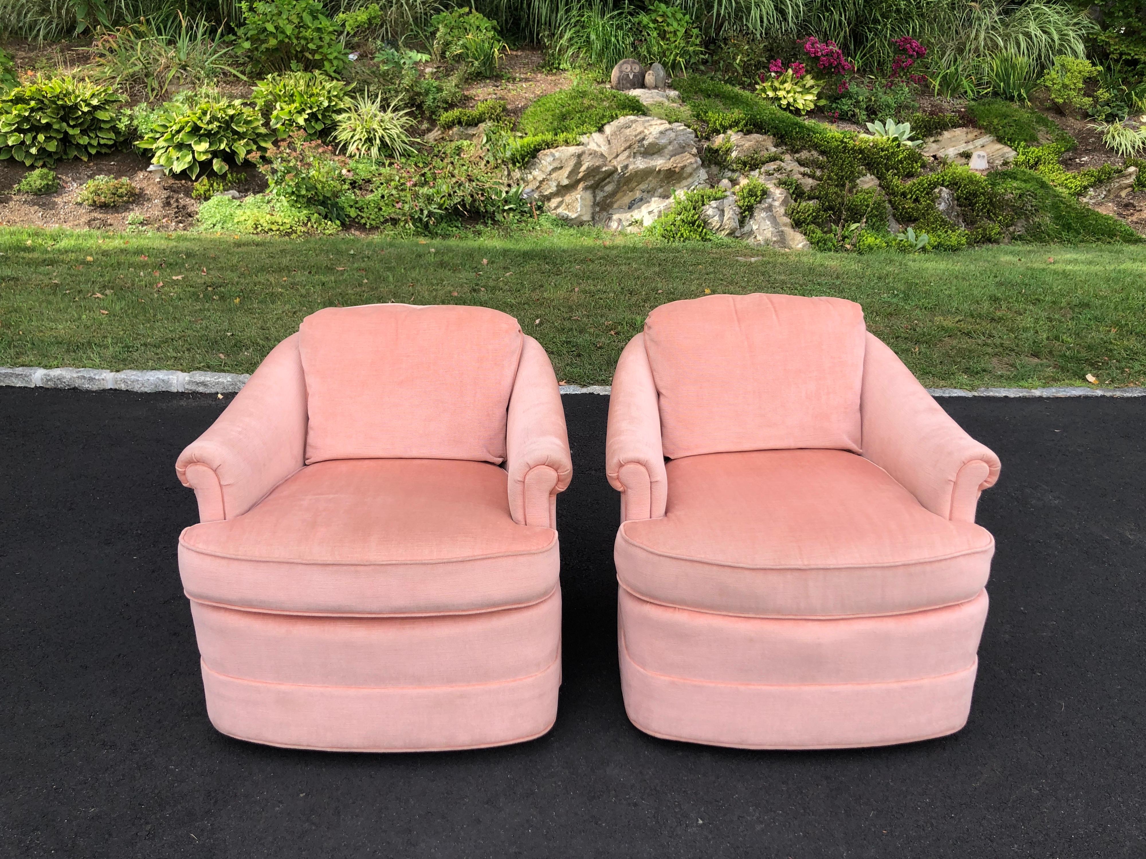 Mid-Century Modern Pair of Soft Pink Chenille Swivel Club Chairs