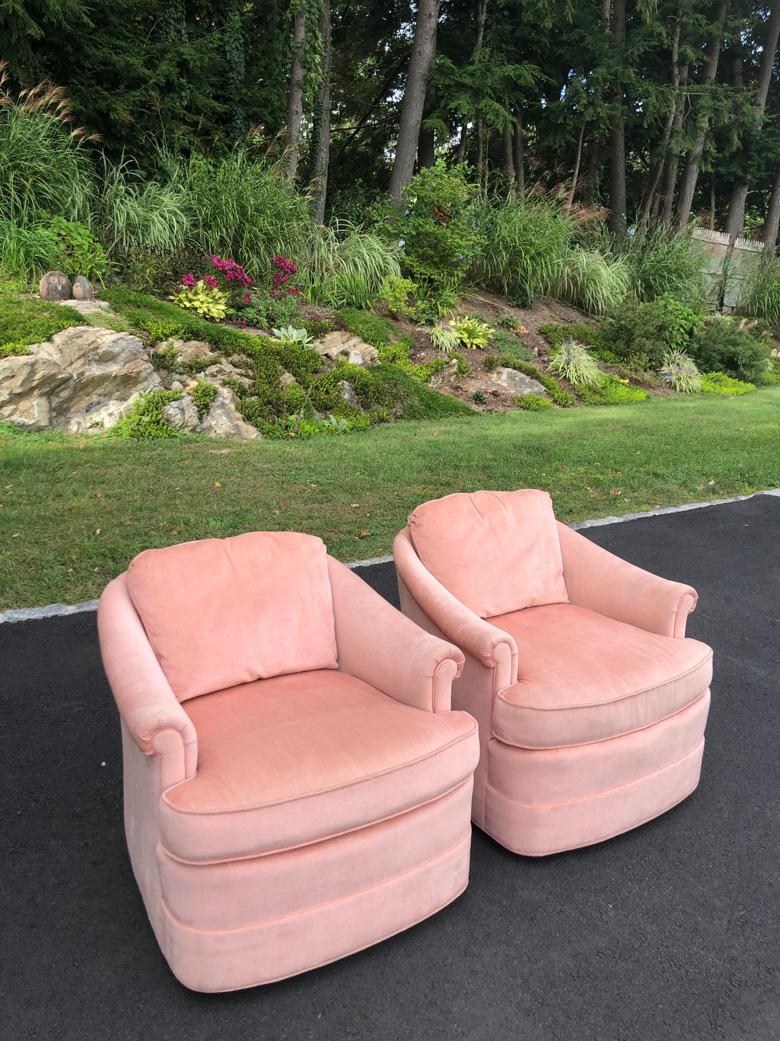 Late 20th Century Pair of Soft Pink Chenille Swivel Club Chairs