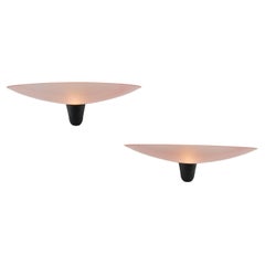 Pair of soft pink Italian 1980s Murano glass 'Teo' wall lights signed by Federic
