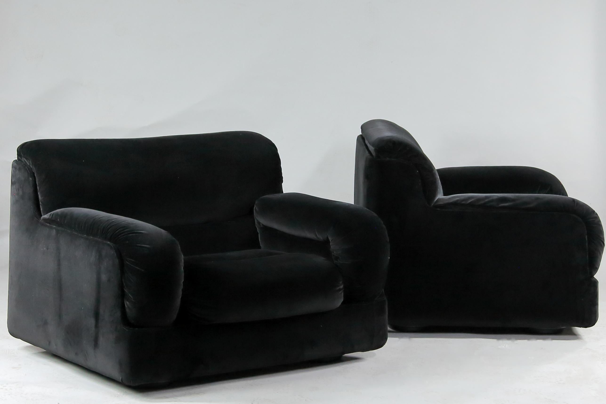 Mid-Century Modern Pair of Soften Armchairs by Titina Ammannati and Giampiero Vitelli, Italy 1970s For Sale