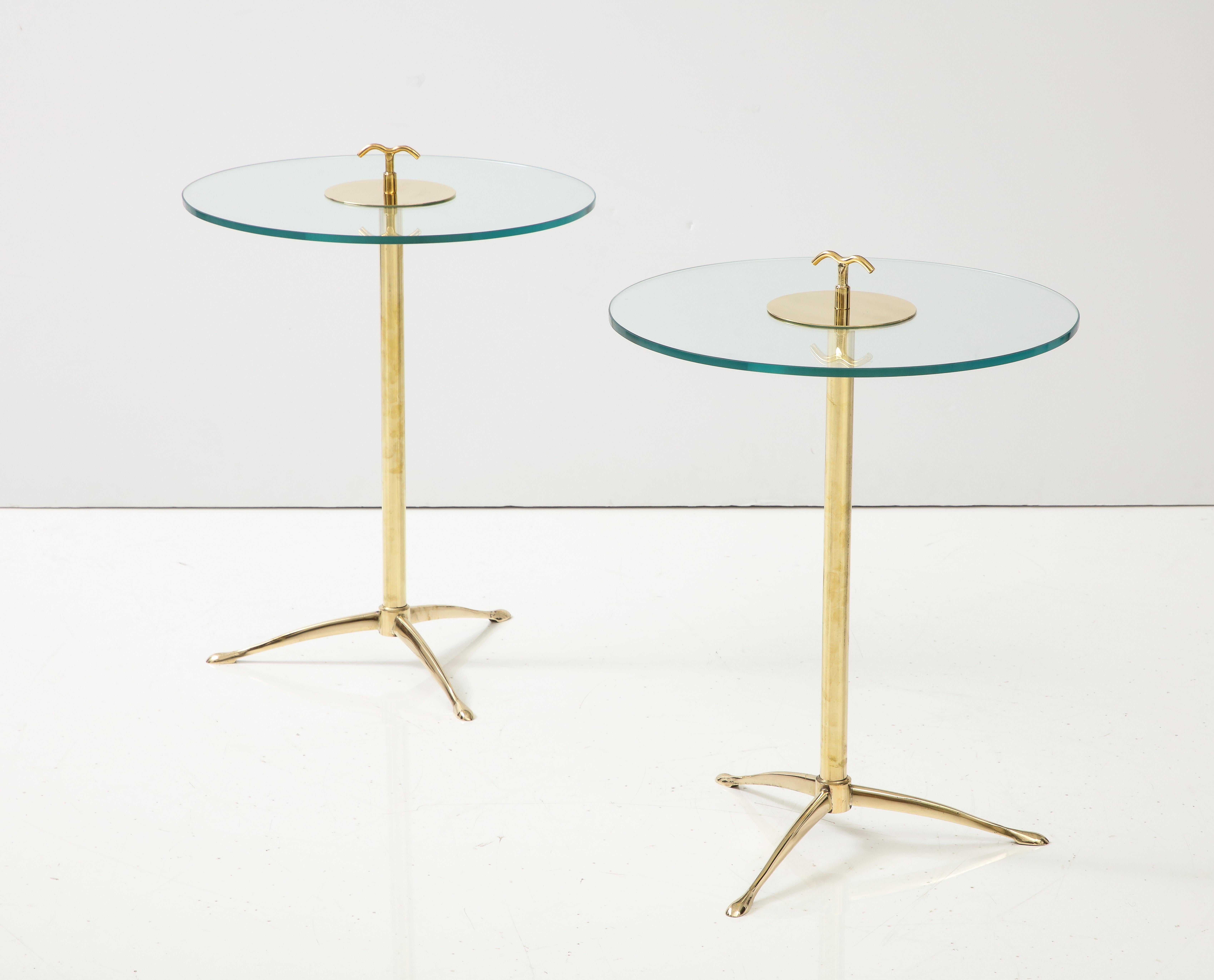 Bronze Pair of Solid Brass and Clear Glass Tripod Martini Drinks Side Tables, Italy