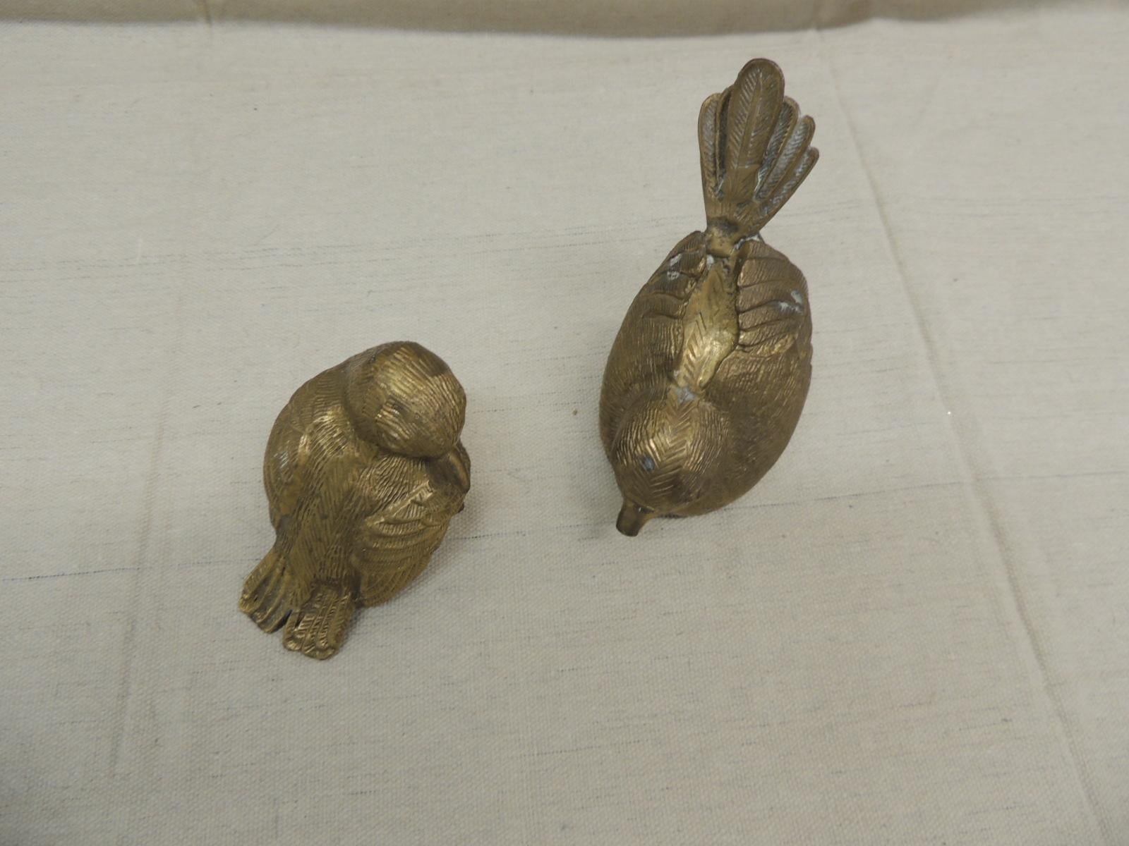 Pair of solid brass bird's figurines
Pair of sleeping birds
Size: 3 x 3 x 4 and 3 x 3 x 5.