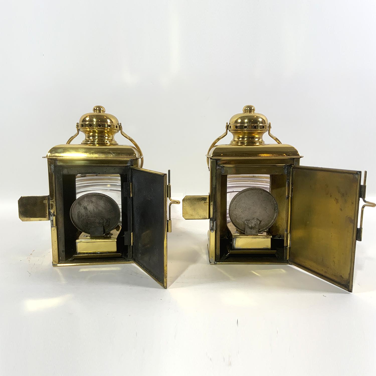Early 20th Century Pair of Solid Brass Lights from a Boat For Sale