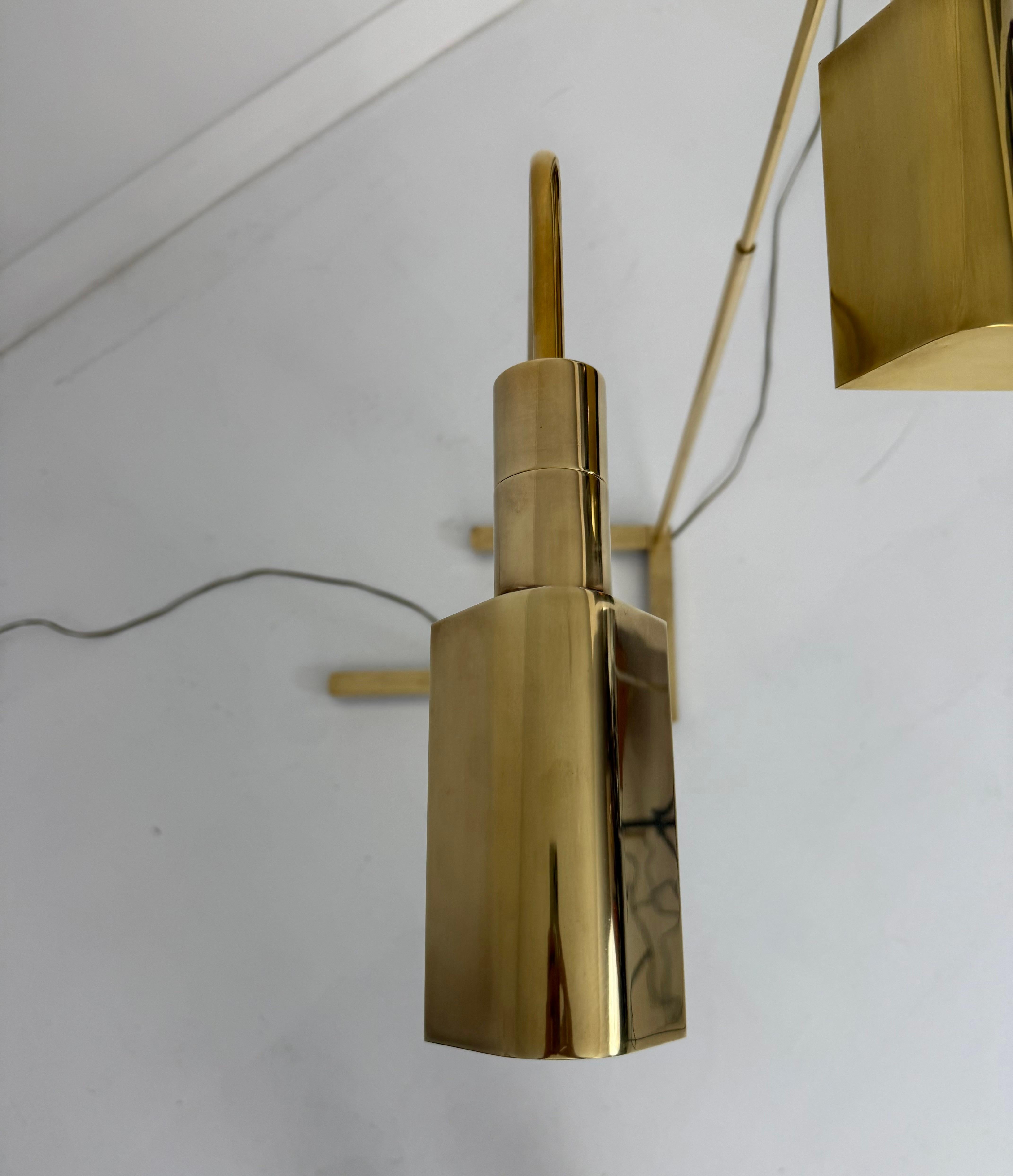 Fin du 20e siècle Paire de lampes de travail en laiton massif par Cassella Lamps, San Francisco en vente