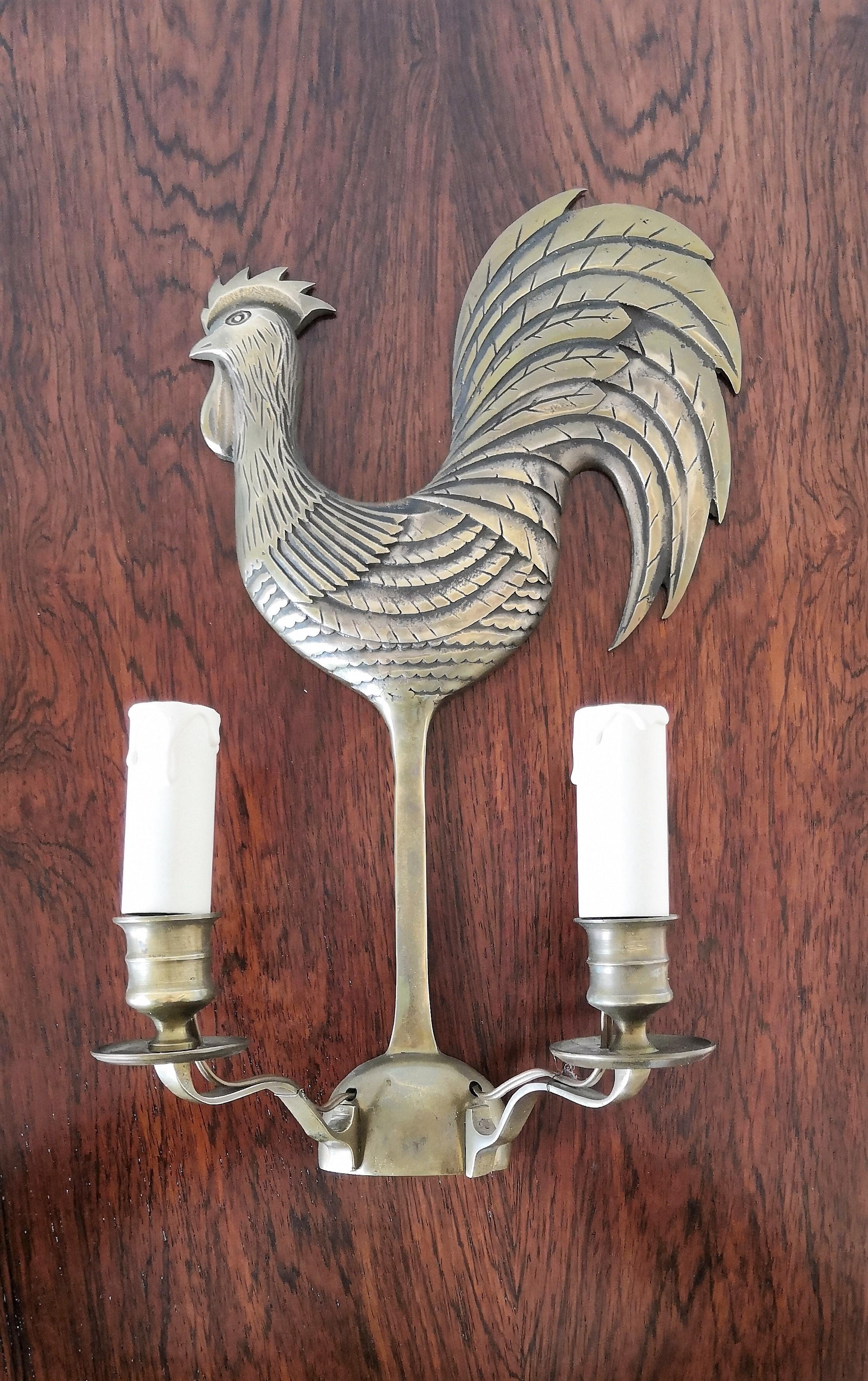 Pair of Solid Bronze Rooster Shaped Wall Lights, France, 1970s In Good Condition In New York, NY