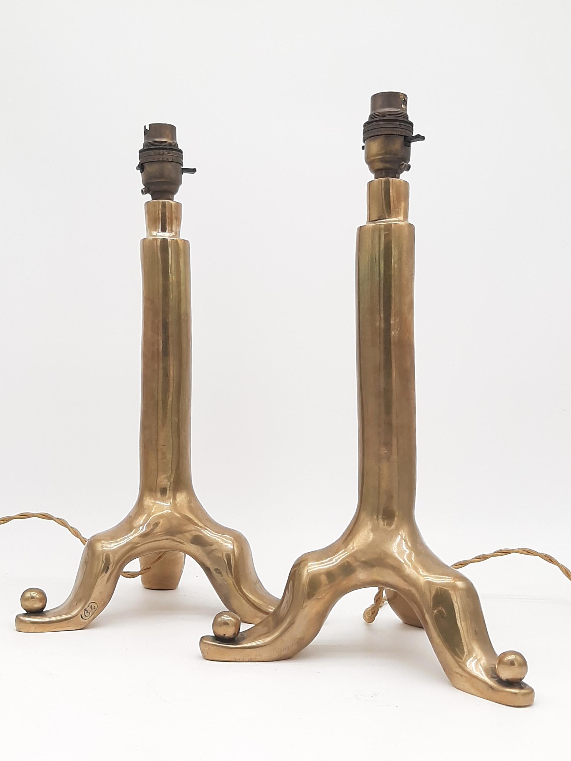 Pair of solid bronze table lamps By E. Garouste & M. Bonetti. In Good Condition For Sale In Brussels, BE