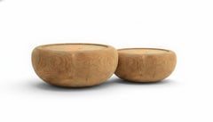 Coppia di tavolini in cedro massiccio scolpiti da tronchi d'albero per interni/esterni