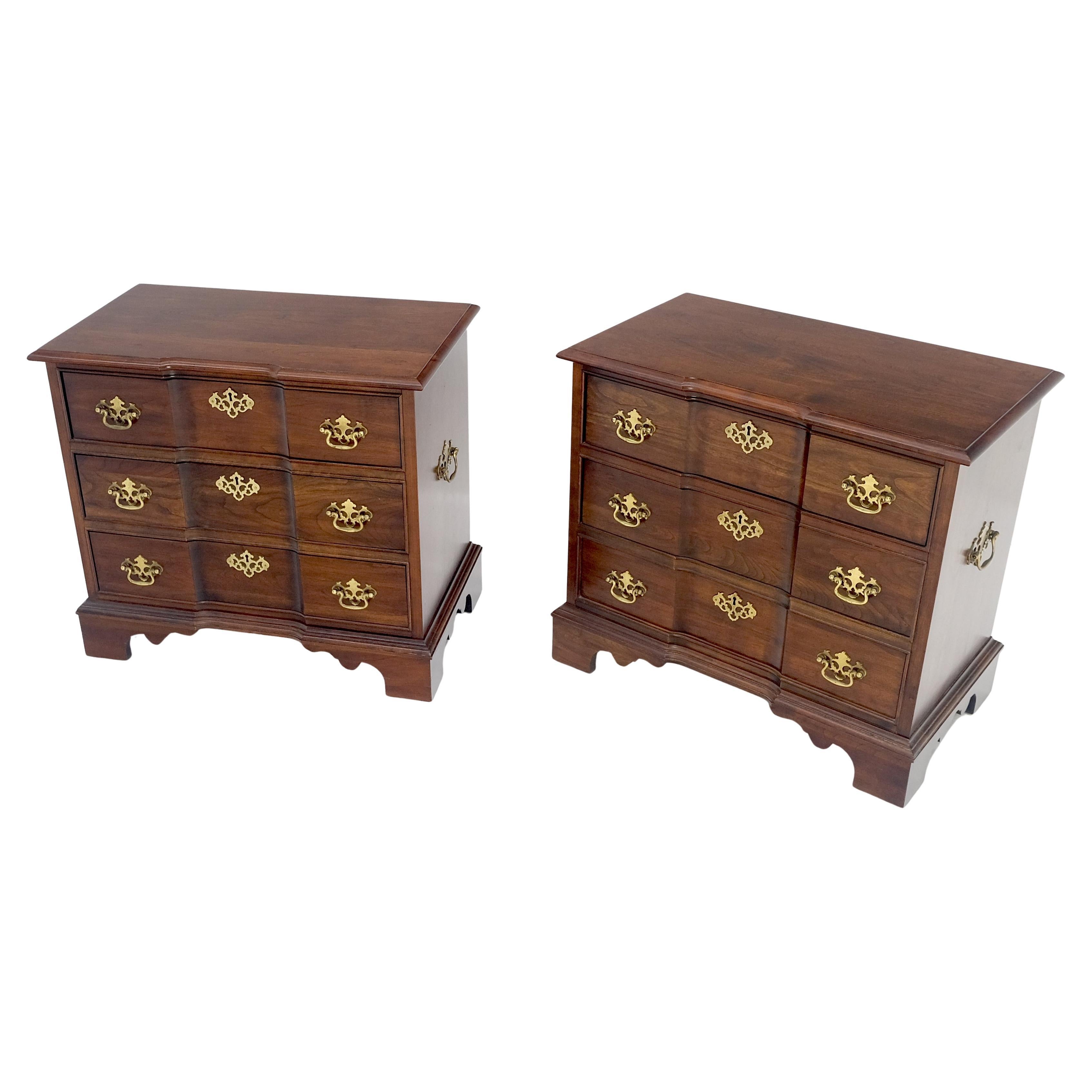 Pair of Solid Cherry 3 Drawers Block Front Nightstands End Tables Stands MIINT For Sale