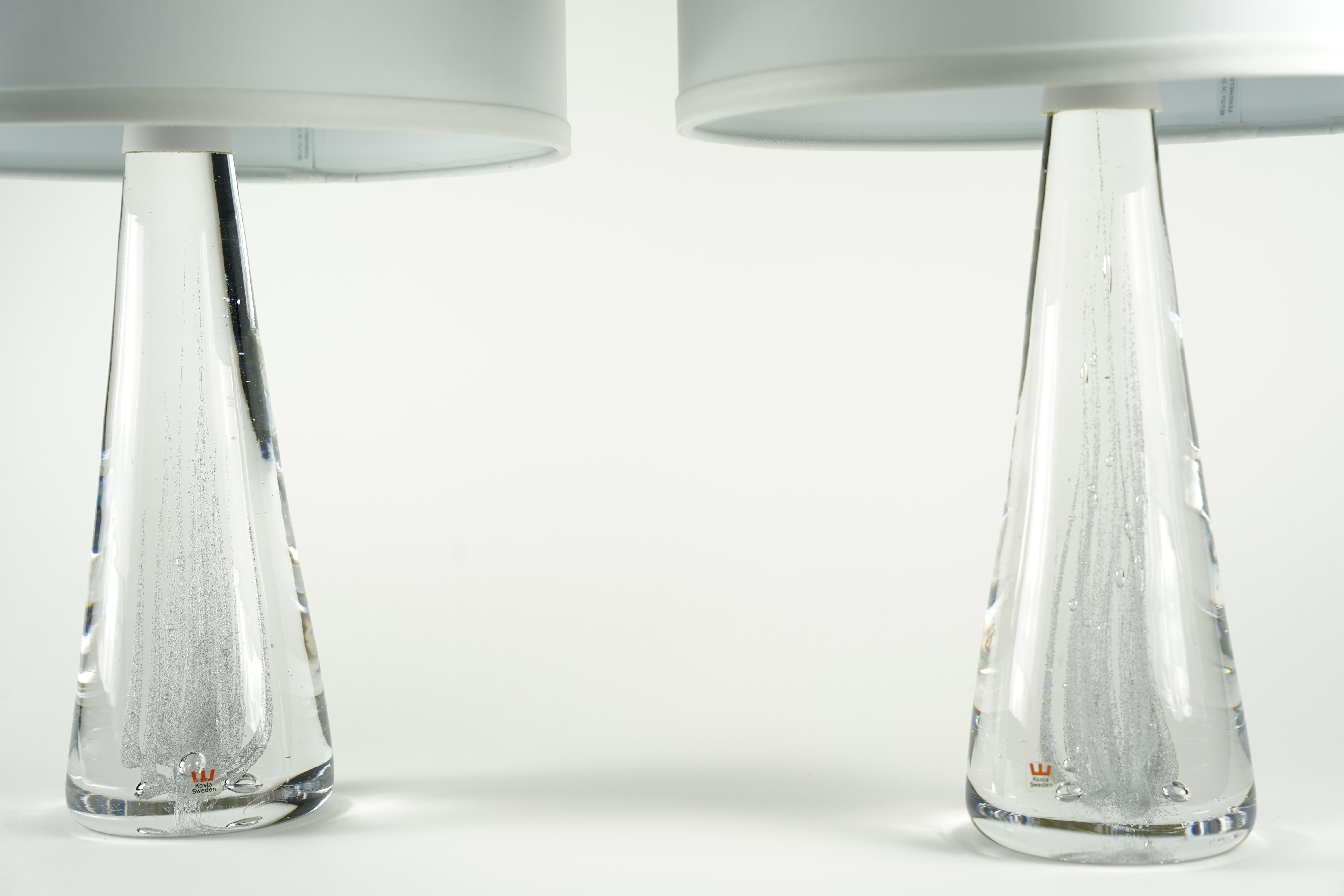 Pair of Solid Clear glass Kosta Lamps, Sweden, 1980 For Sale 3
