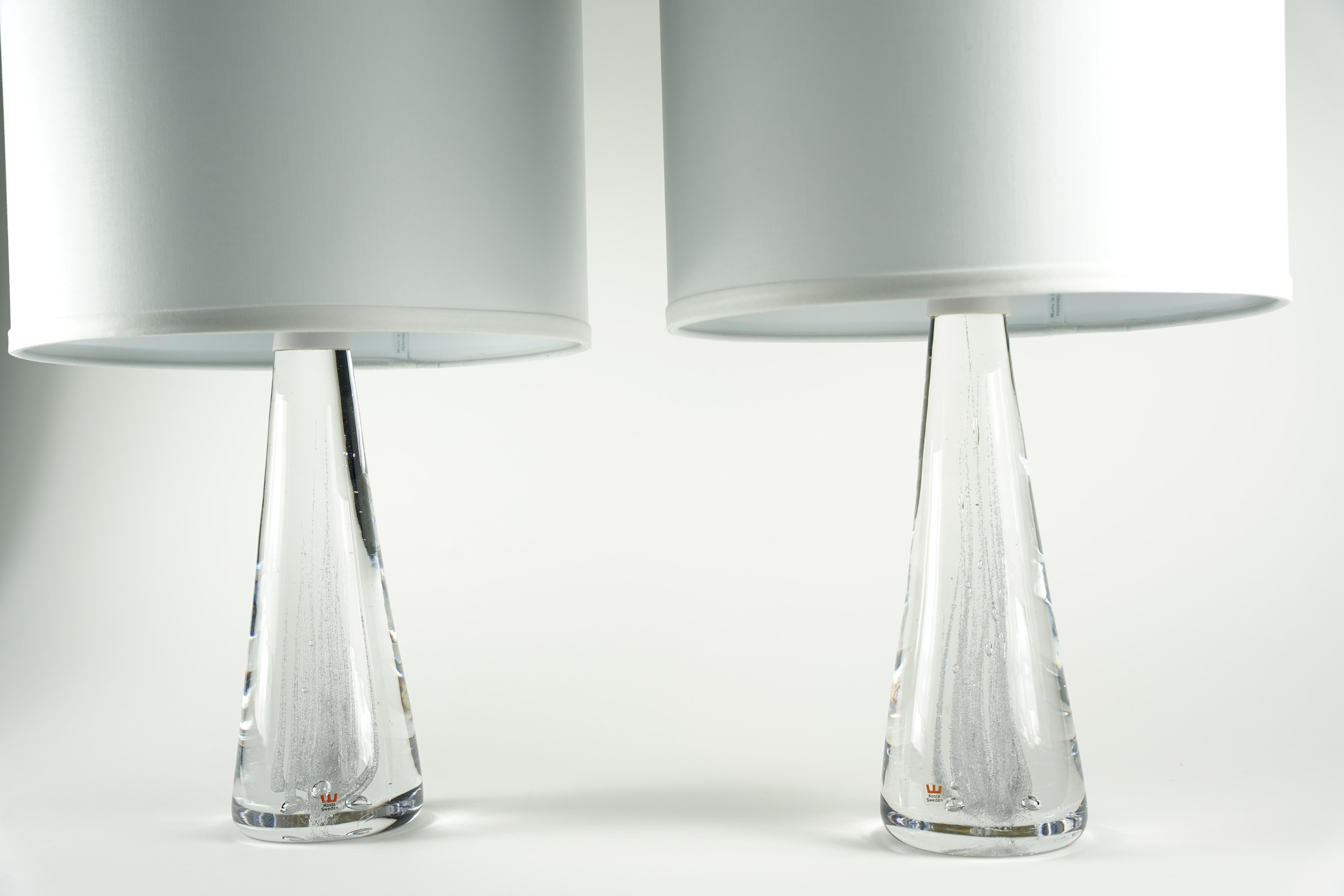 Pair of Solid Clear glass Kosta Lamps, Sweden, 1980 For Sale 4