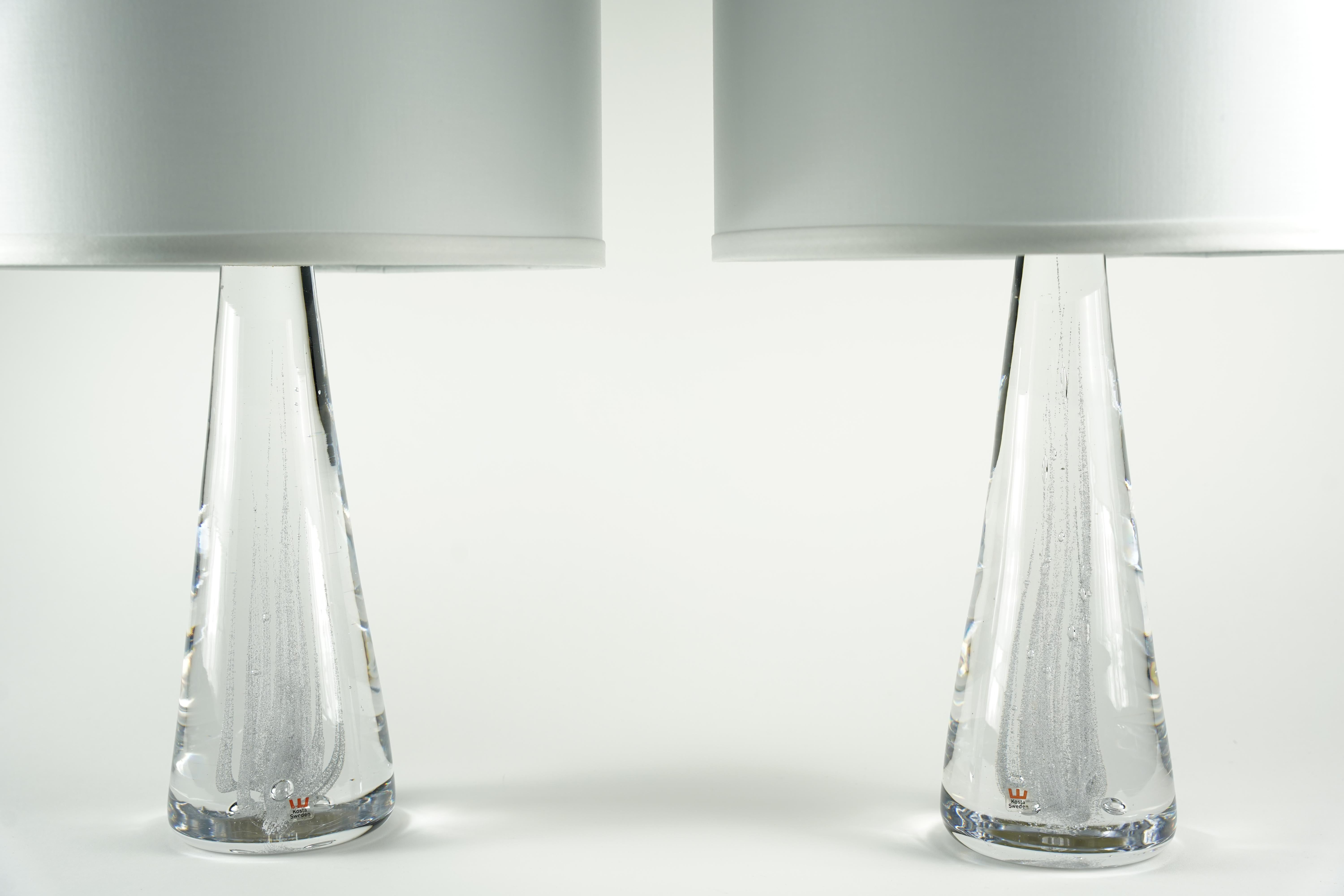 Pair of Solid Clear glass Kosta Lamps, Sweden, 1980 For Sale 5