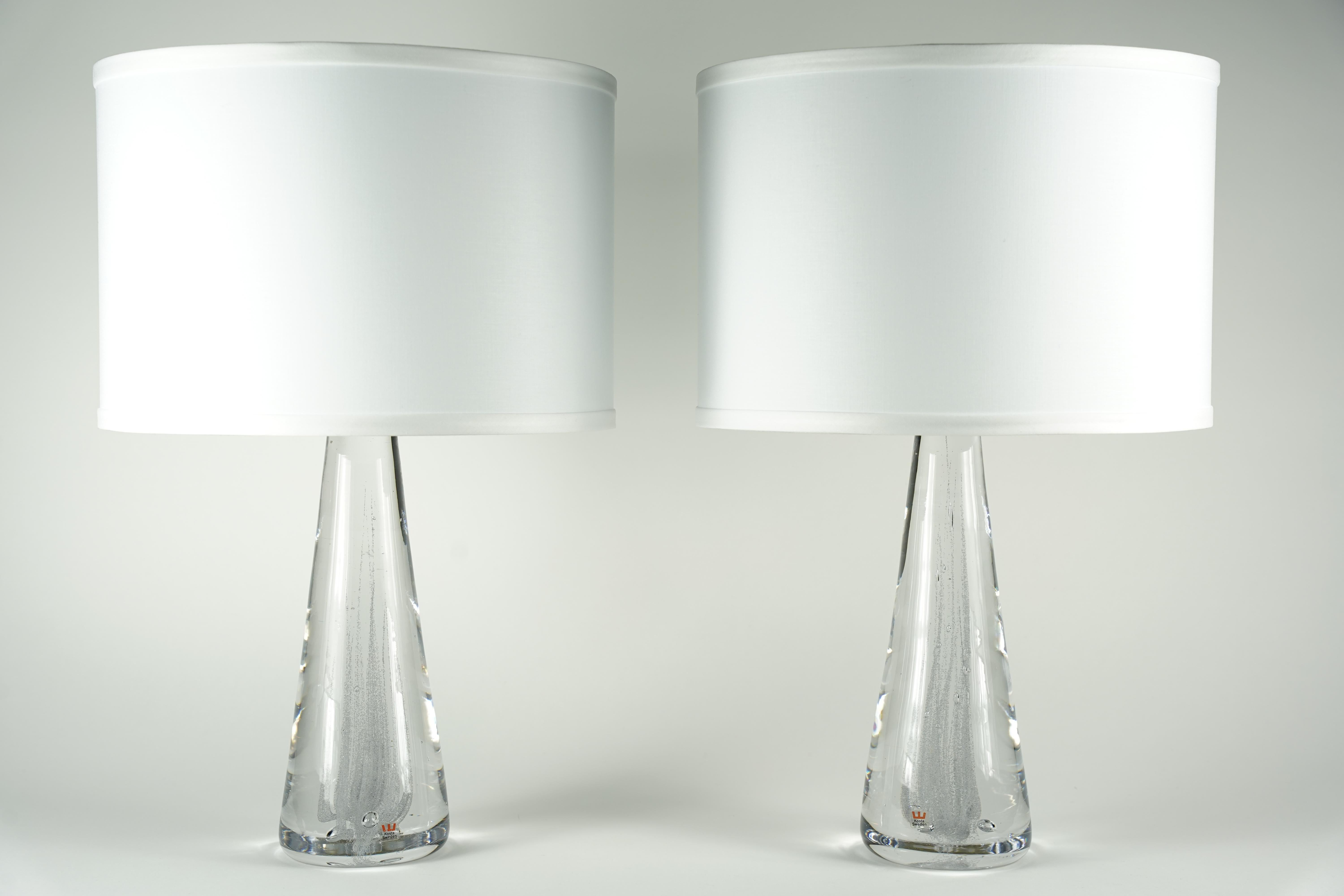 Pair of Solid Clear glass Kosta Lamps, Sweden, 1980 For Sale 8