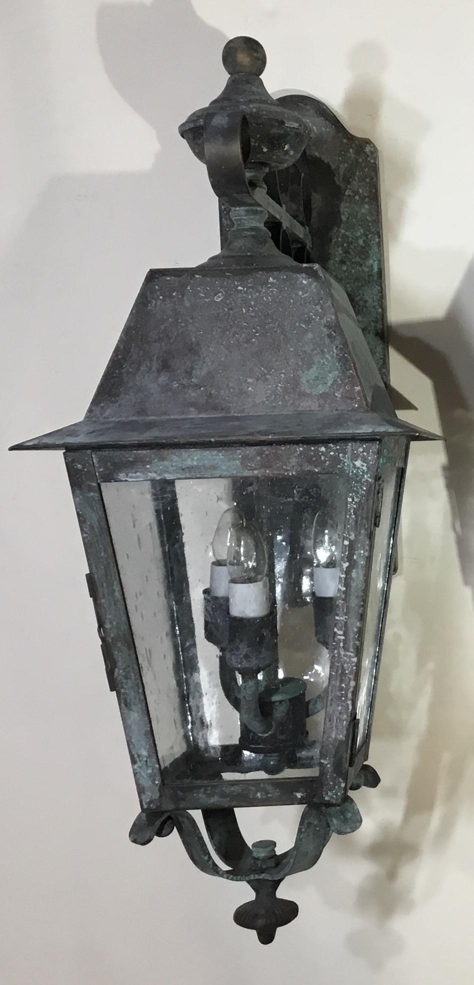 Pair of Solid Handcrafted Brass Wall Lanterns In Excellent Condition In Delray Beach, FL