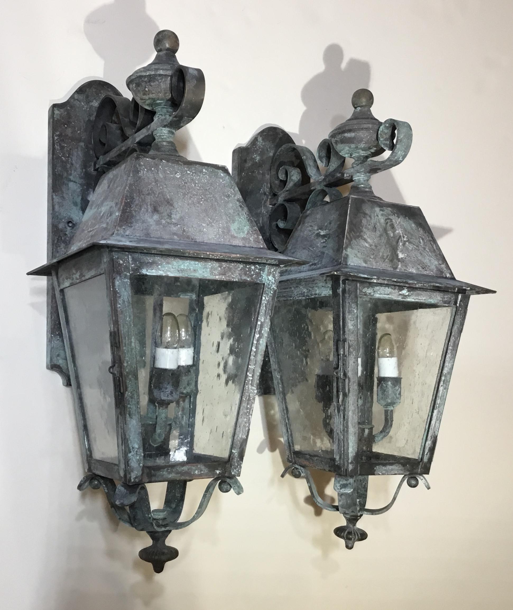 Pair of Solid Handcrafted Brass Wall Lanterns 3
