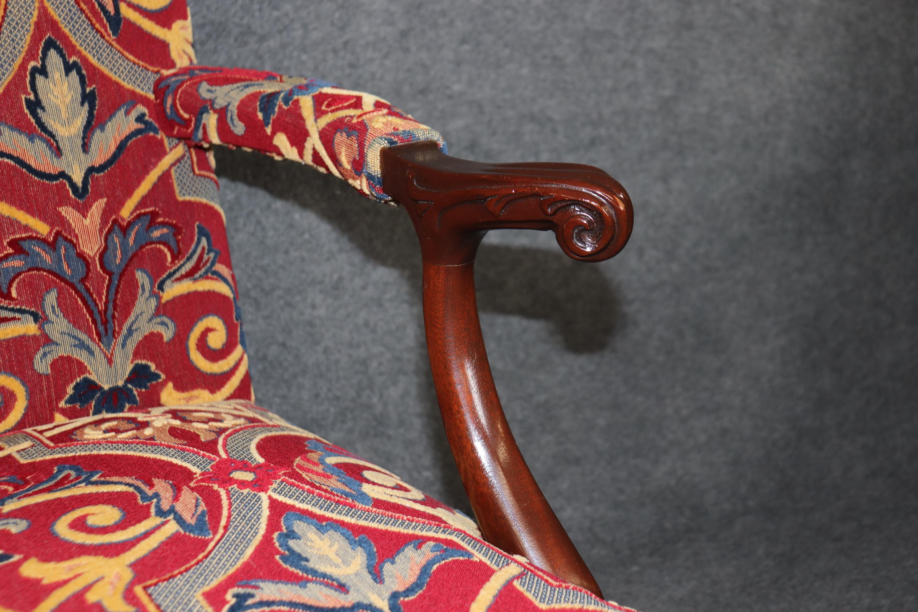 Paar chinesische Chippendale-Sessel aus massivem Mahagoni mit blinder Laubsägearbeit von Southwood im Angebot 3