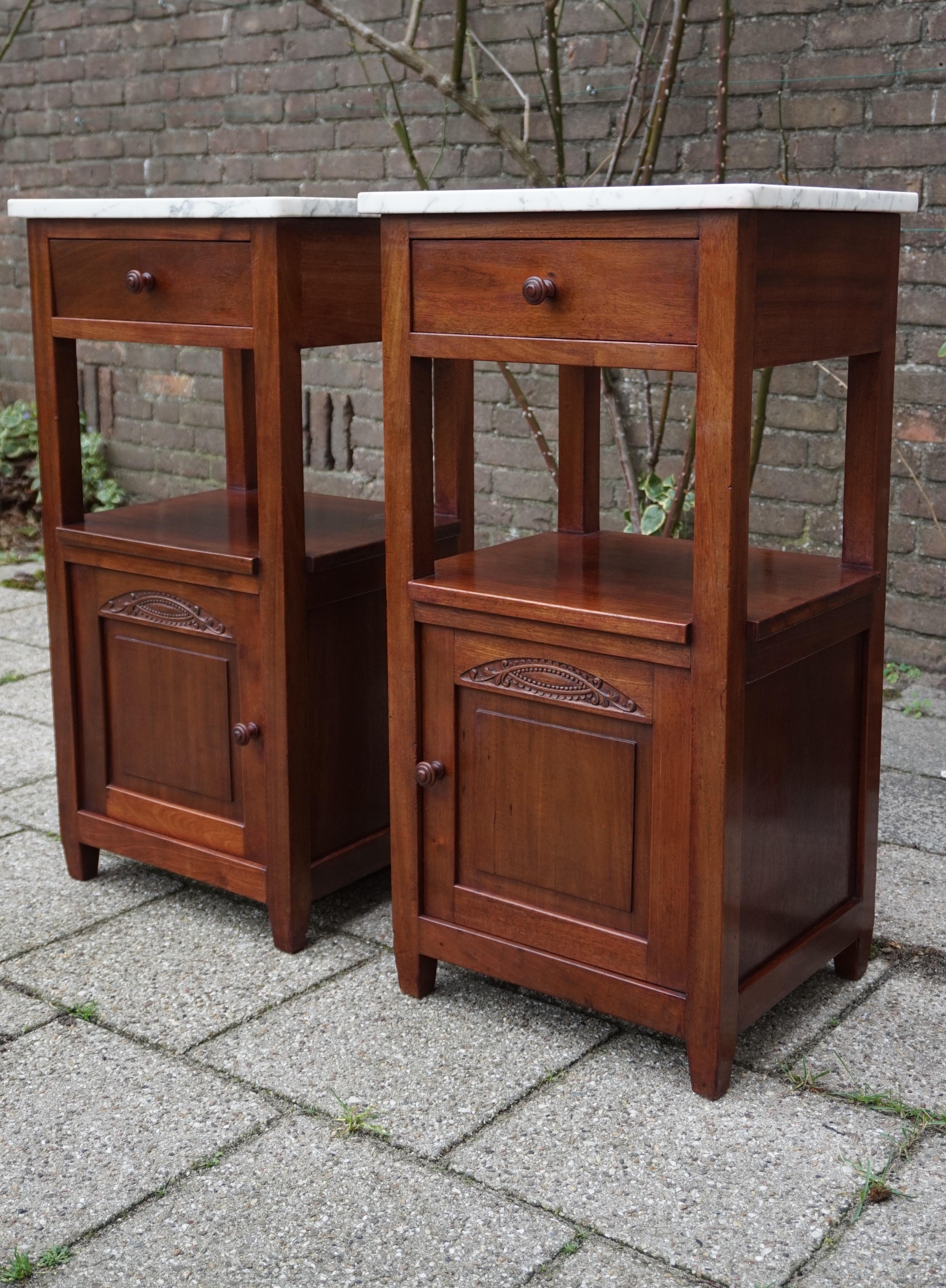 Beautiful and practical nightstands.

Are looking for timeless and beautifully handcrafted bedside cabinets then this Arts and Crafts pair could be perfect for you. They are made of great quality mahogany and combined with the contrasting white