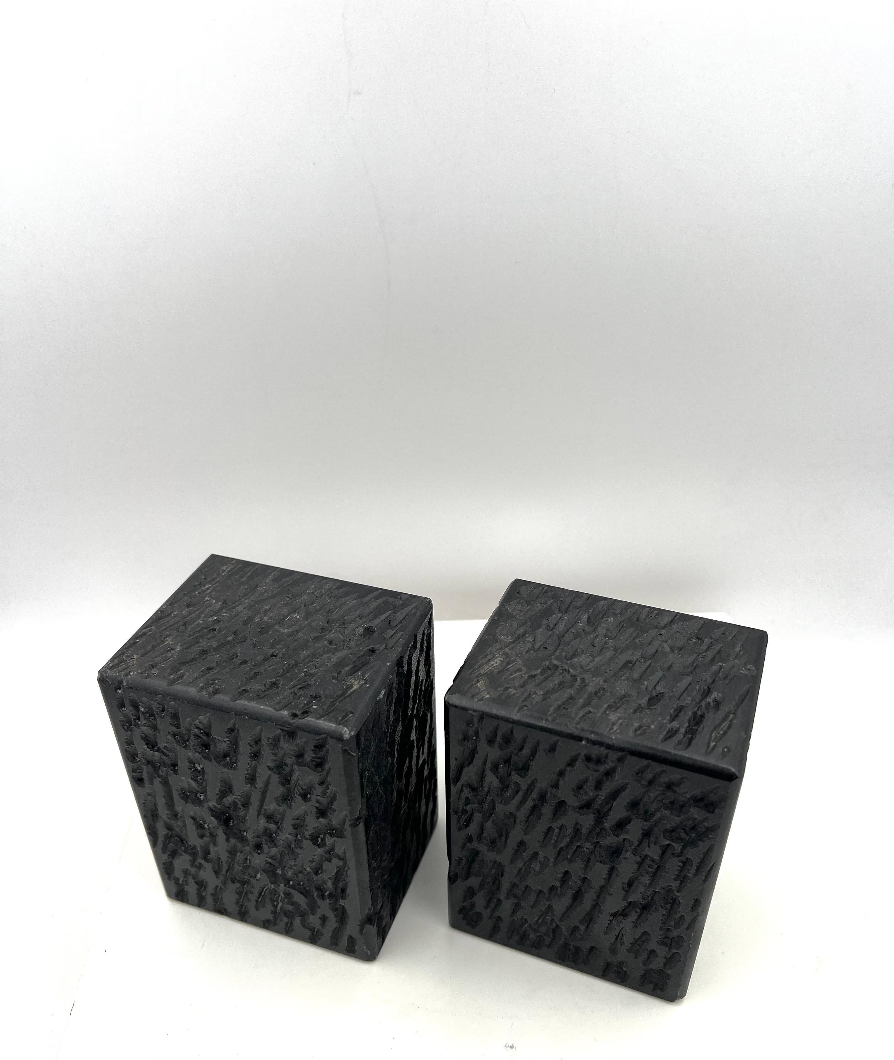 Post-Modern Pair of Solid Marble Modernist Bookends Blocks with Textured Finish For Sale