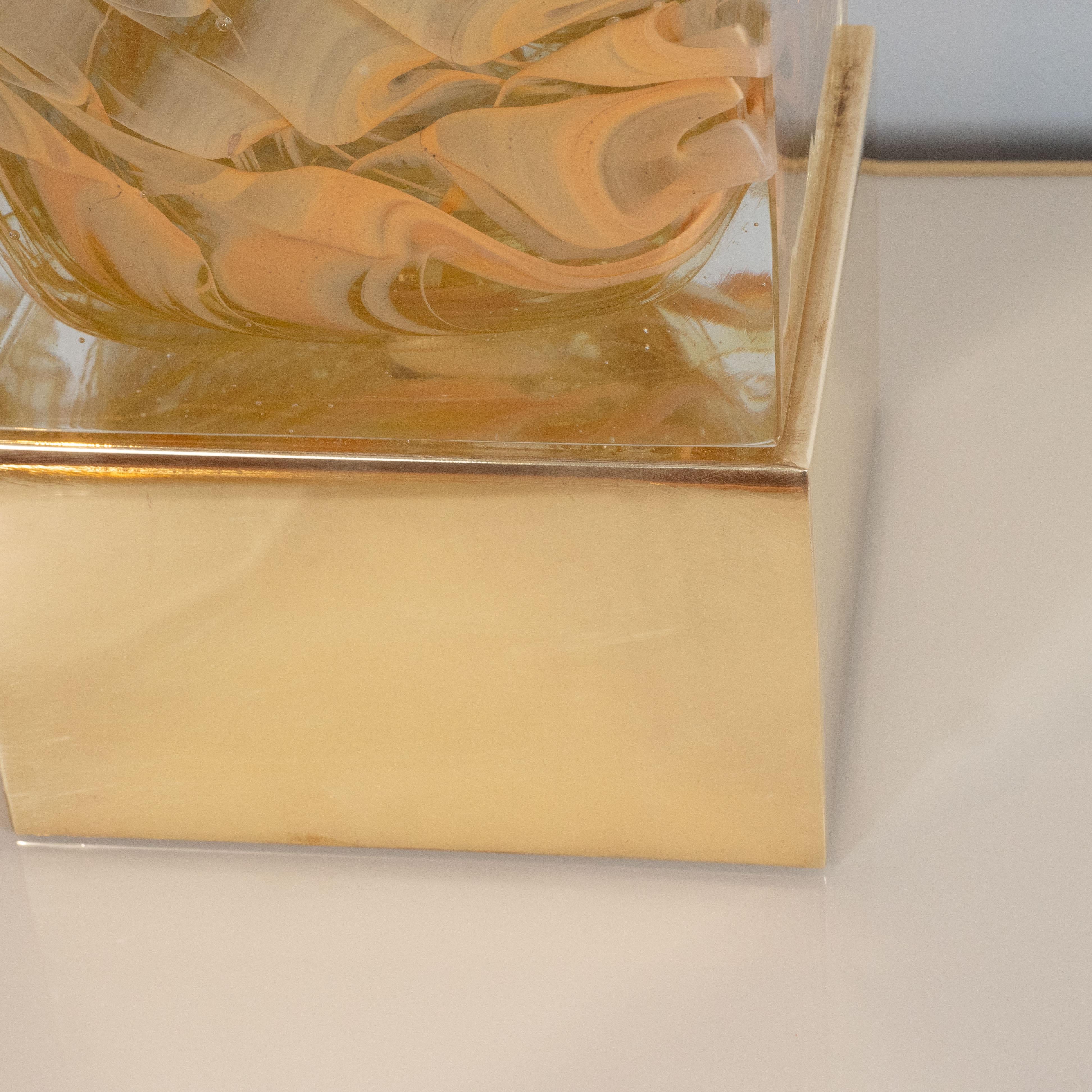 Contemporary Pair of Solid Murano Glass Gold Swirl Square Cube Lamps with Brass Base, Italy For Sale