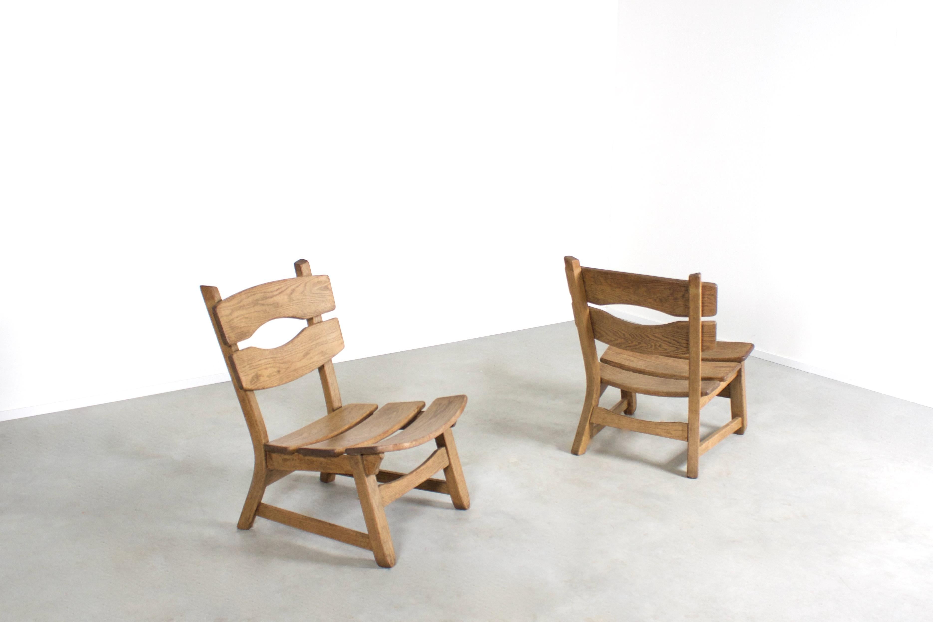 Pair of Solid Oak Brutalist Lounge Chairs, France, 1960s In Good Condition In Echt, NL