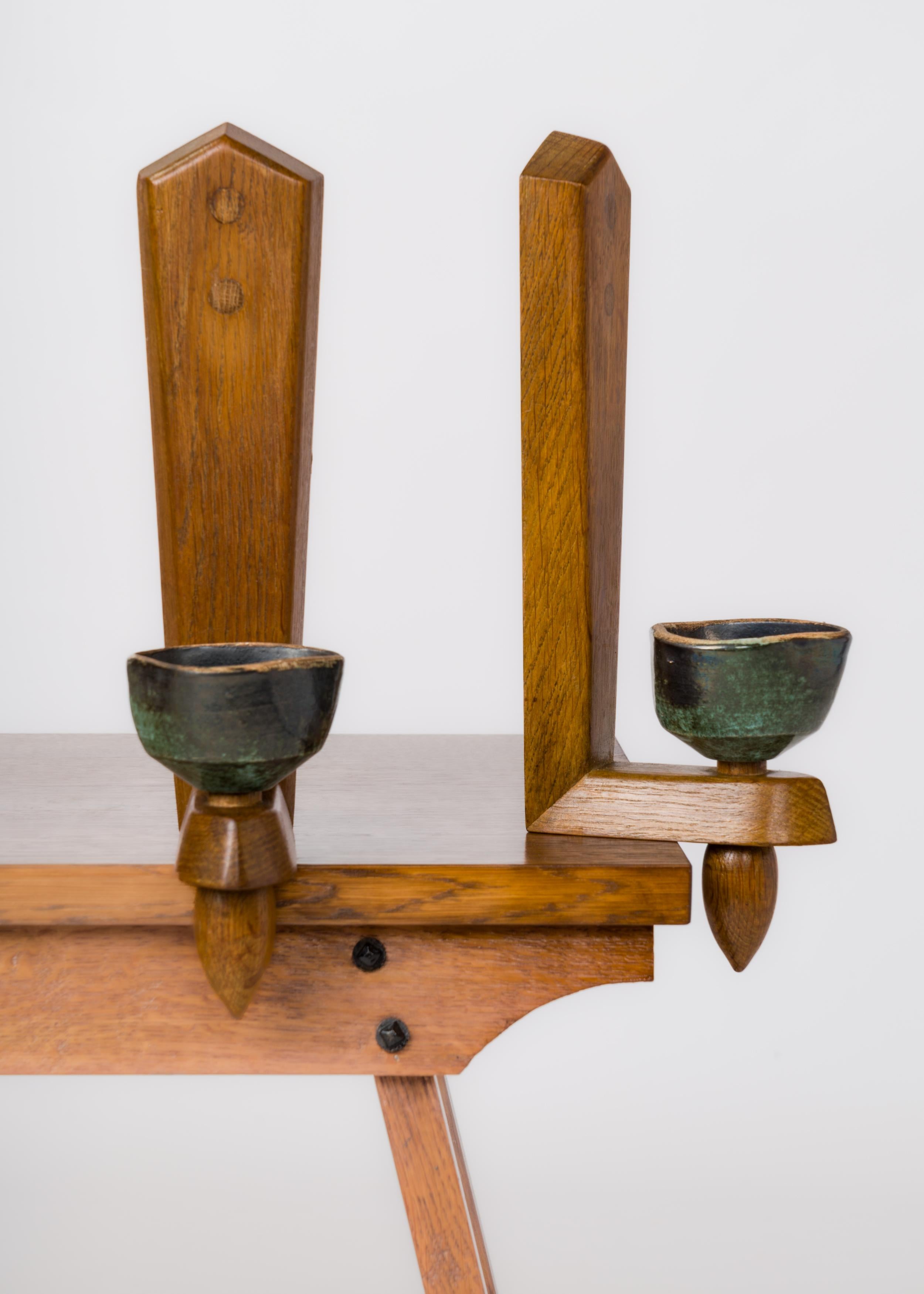 Ceramica Coppia di appliques in Oak e ceramica di Guillerme & Chambron - Francia, anni '60 in vendita