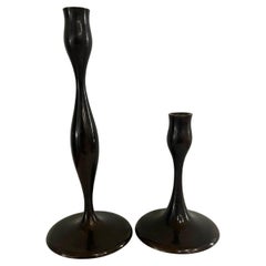 Pareja de Candelabros Escultóricos de Bronce Patinado Macizo Firmados por Eva Zeisel