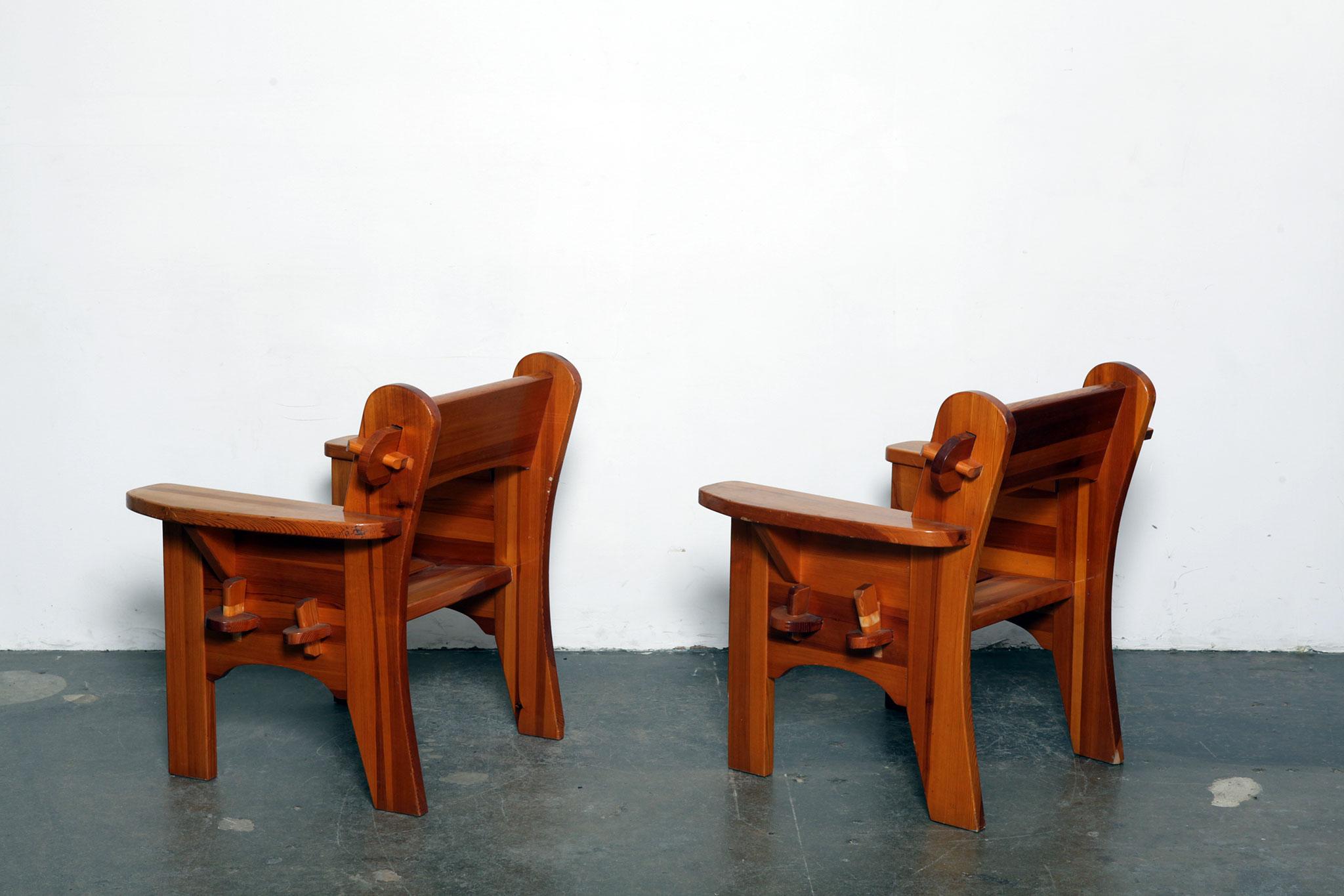 Pair of Solid Pine 'Berga' Chairs by David Rosen for Nordiska Kompaniet, Sweden In Good Condition For Sale In North Hollywood, CA
