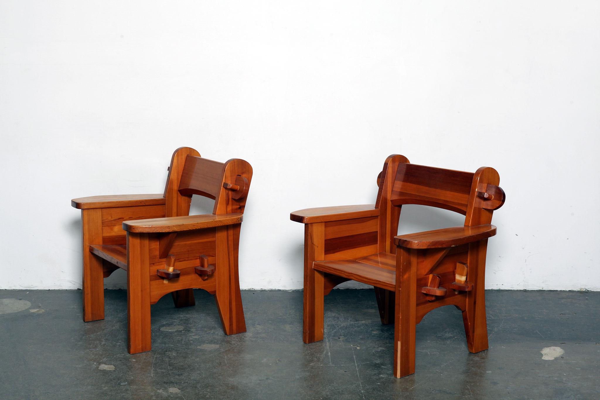 Pair of Solid Pine 'Berga' Chairs by David Rosen for Nordiska Kompaniet, Sweden For Sale 1