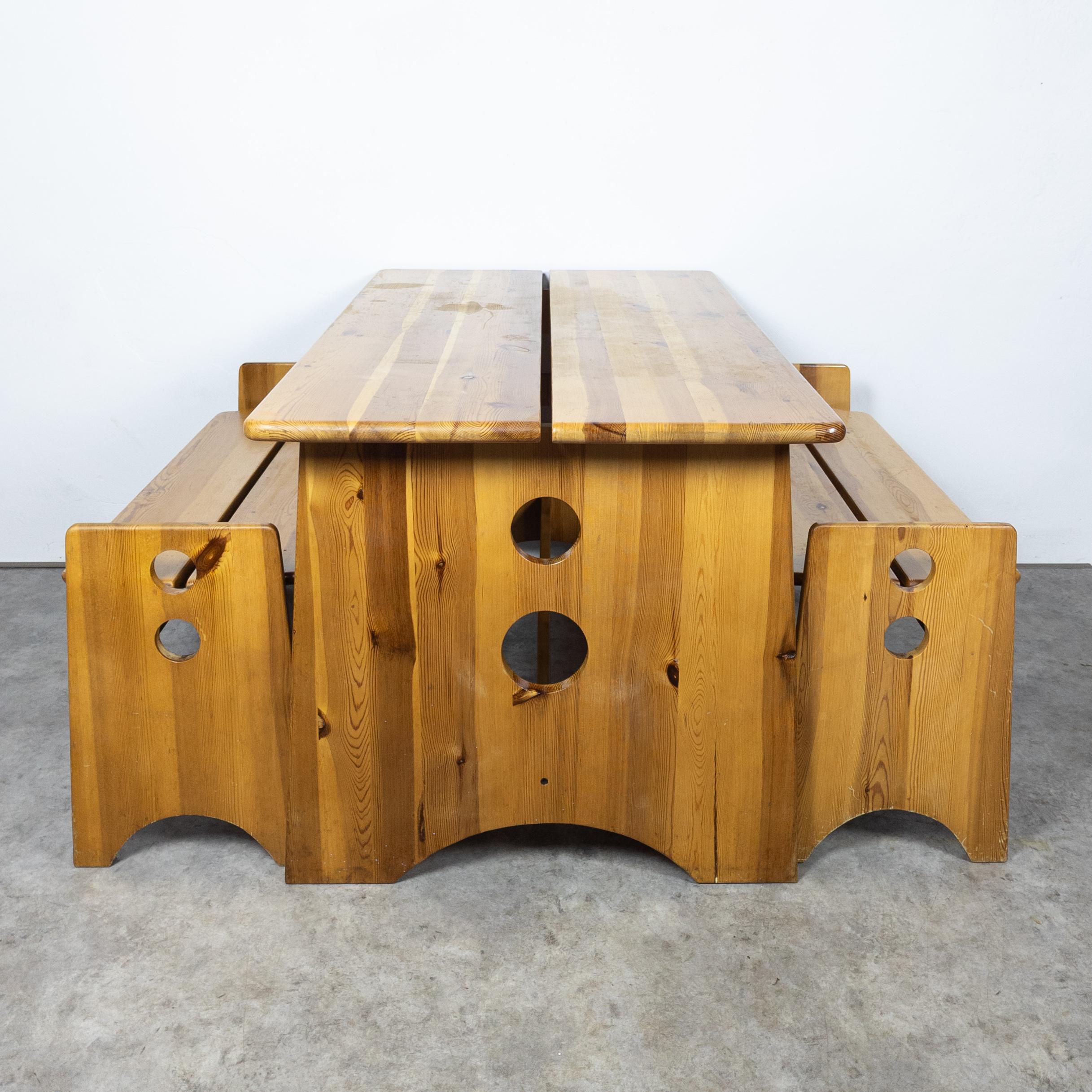 Swedish Pair of solid pine sculptural benches by Gilbert Marklund for Furusnickarn AB 