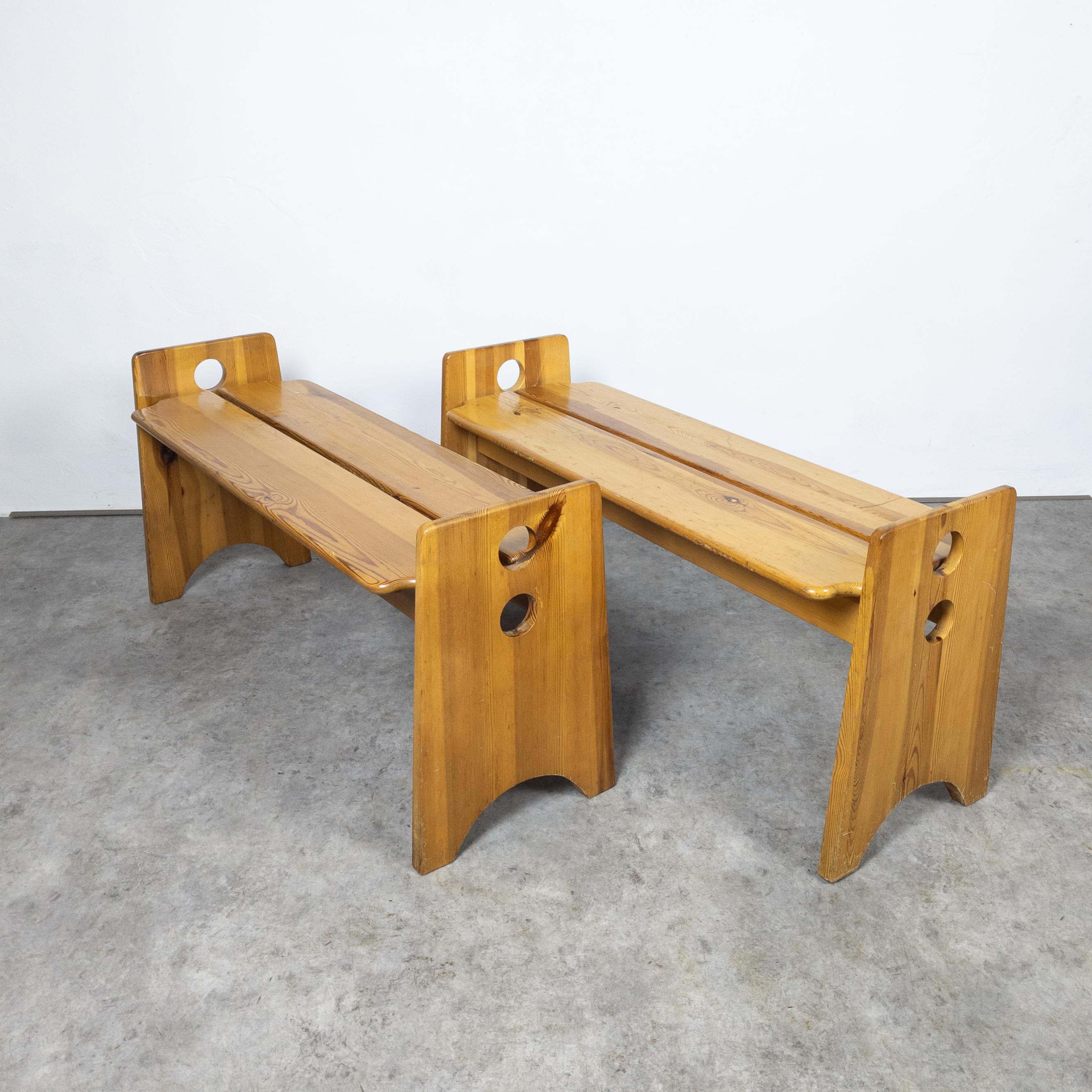 Pine Pair of solid pine sculptural benches by Gilbert Marklund for Furusnickarn AB 