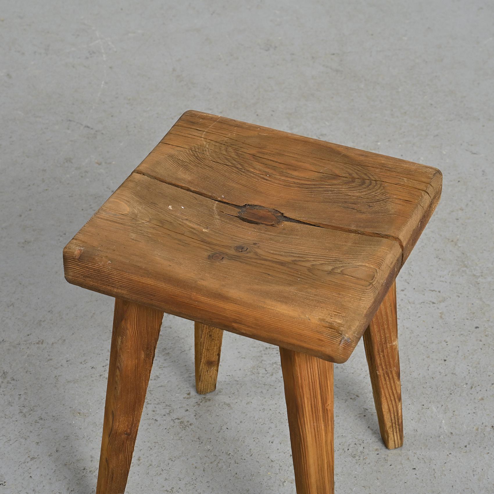 Paire de tabourets en pin massif de Christian Durupt, Meribel 1960 en vente 8