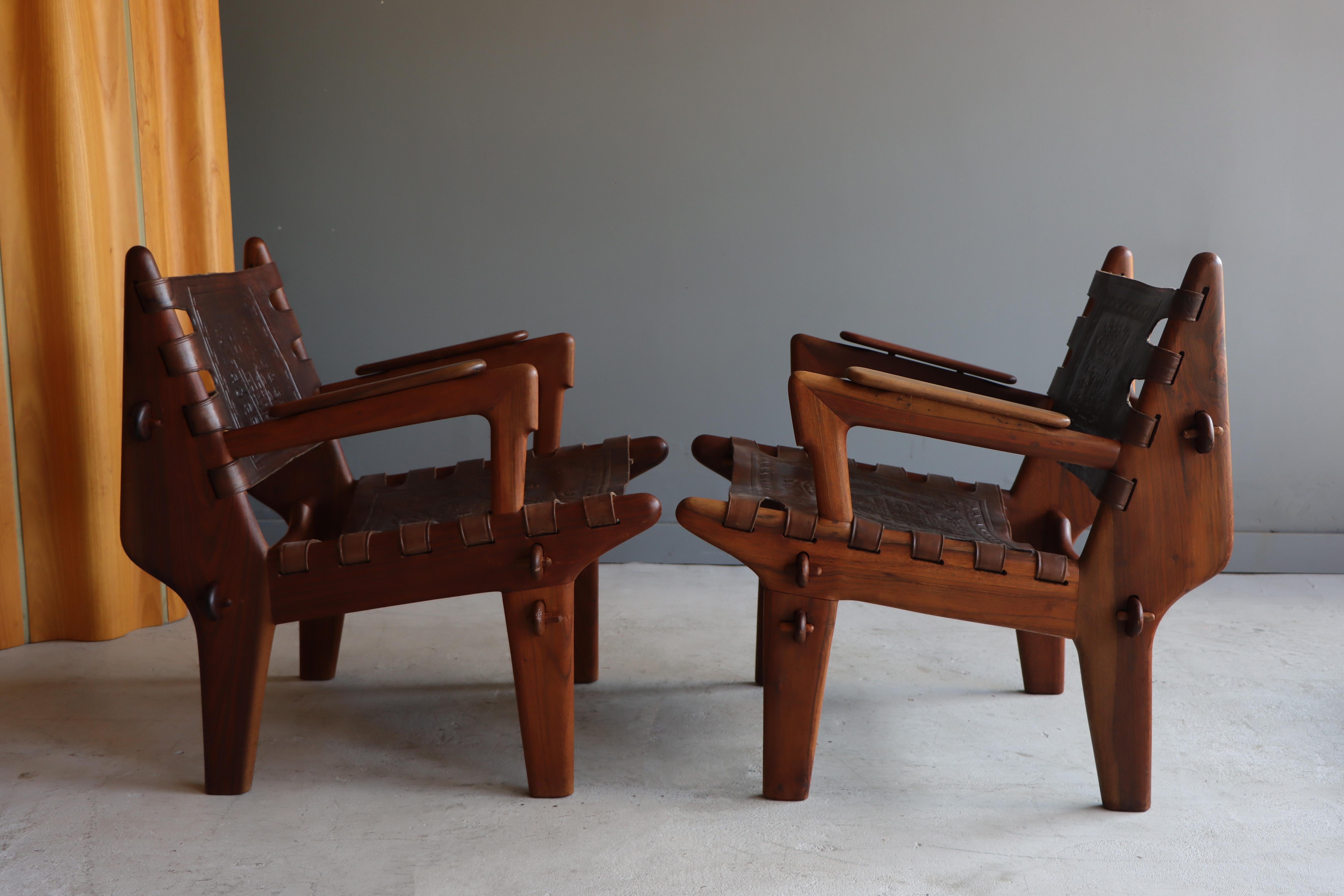 Pair of Solid Rosewood and Leather Lounge Chairs by Angel Pazmino, Ecuador  In Good Condition In Round Rock, TX