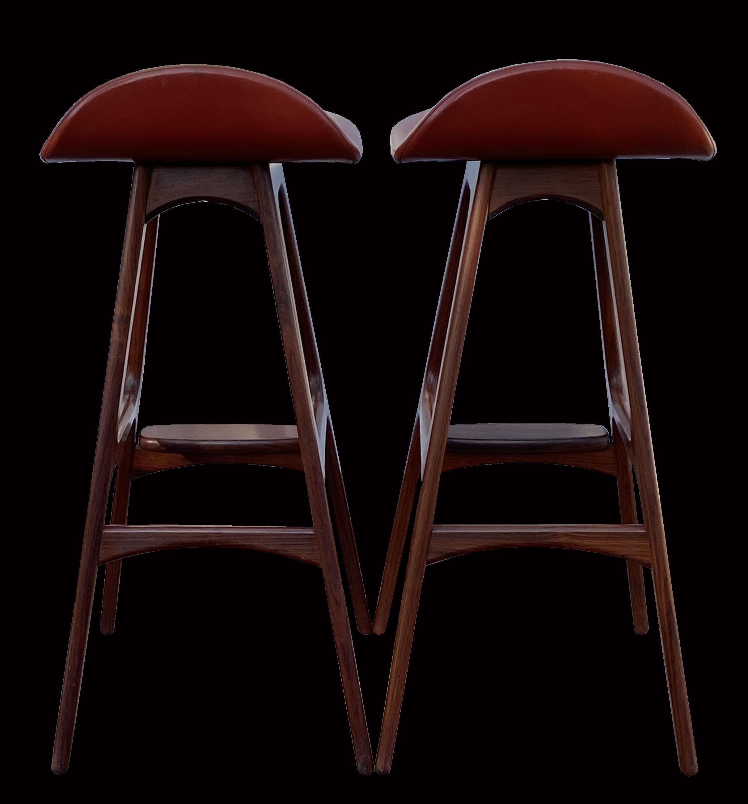 santos bar stool