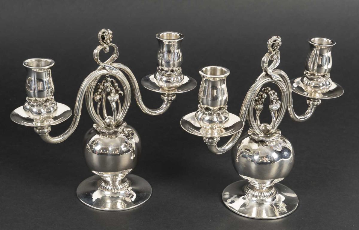 Paar Kandelaber aus massivem Silber - Georg Jensen, ART NOUVEAU Periode im Angebot 6
