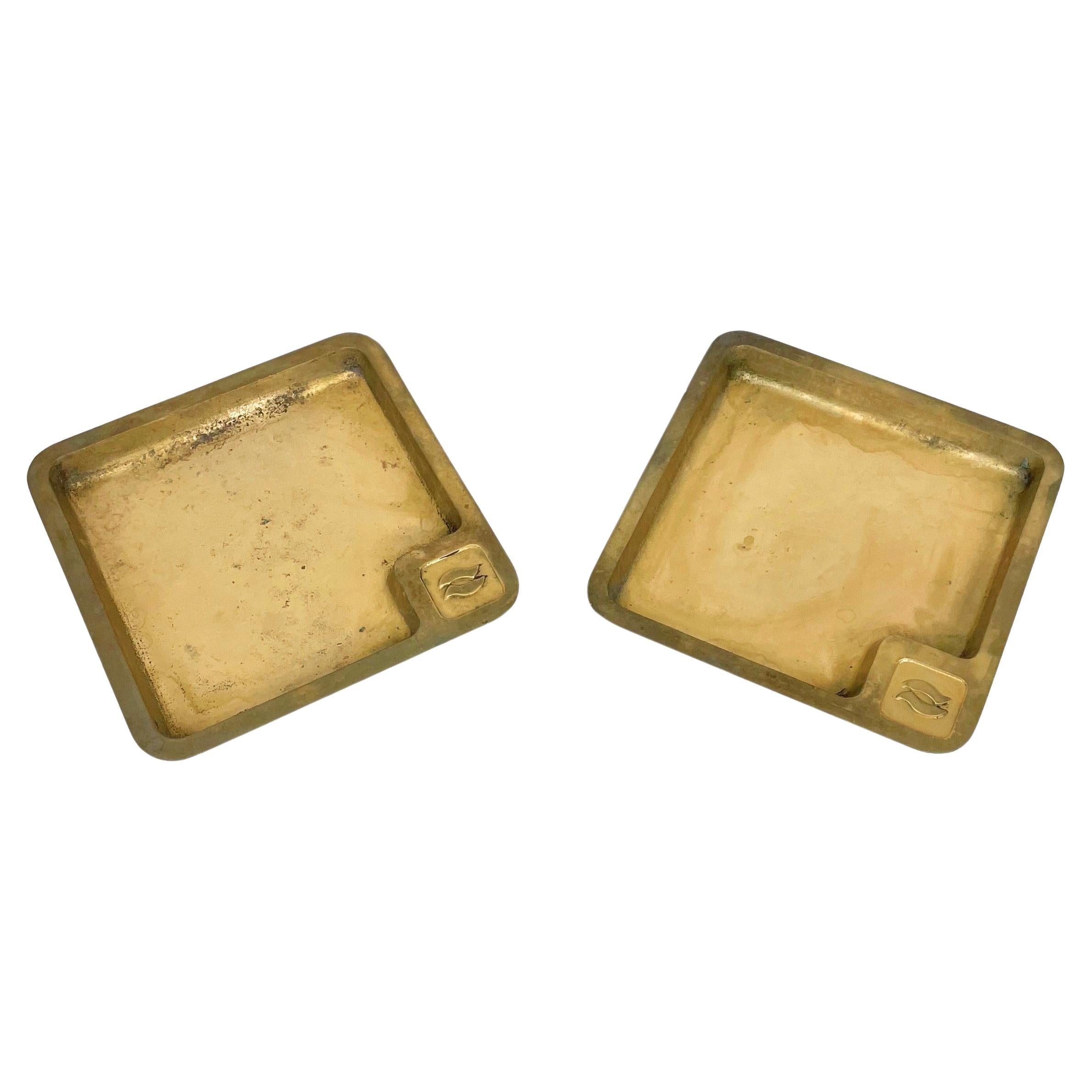 Mid-Century Modern Pair of Solid Squared Ashtray Brass, Italy 1960s For Sale